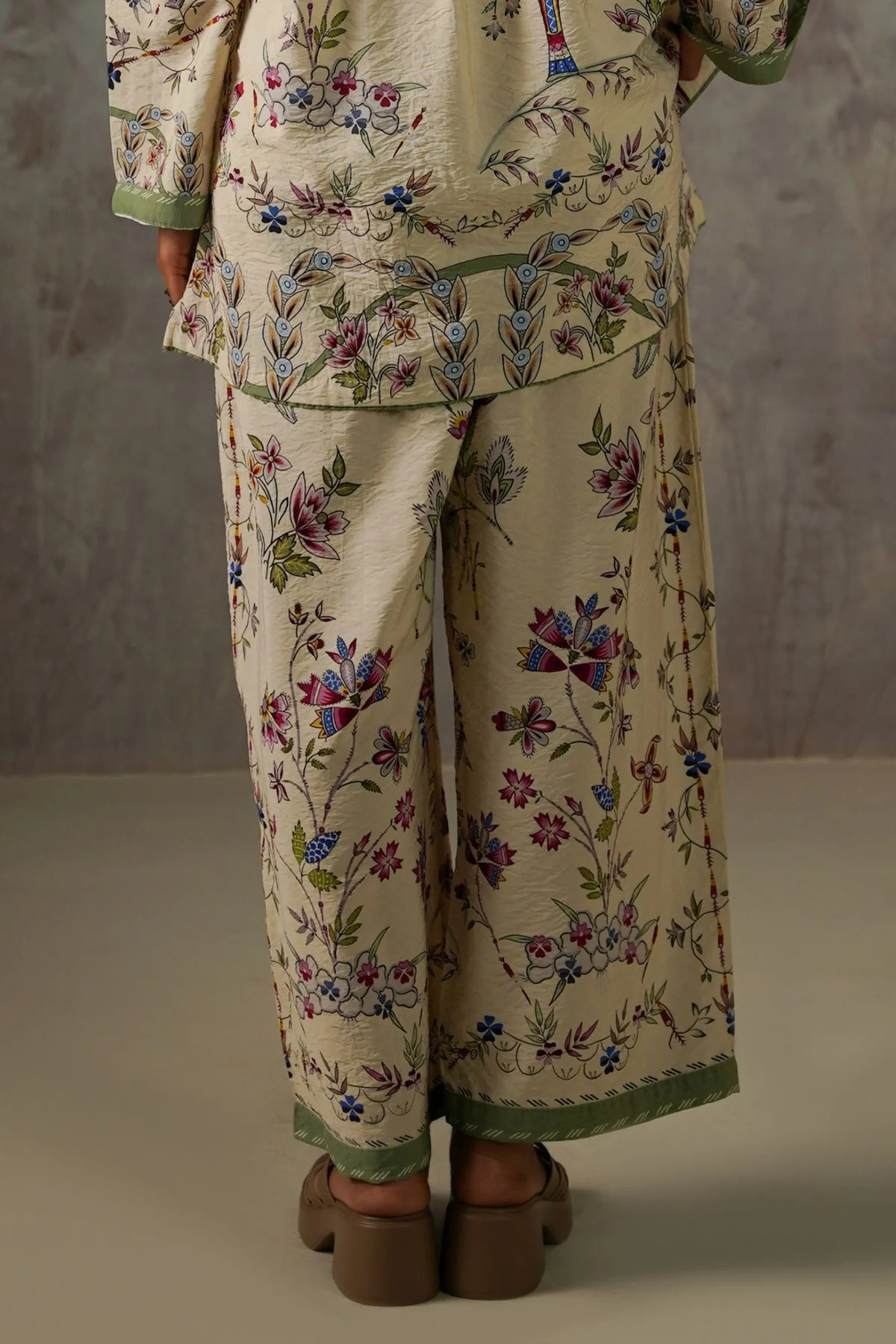 VINTAGE FLORAL PANTS - Image 5