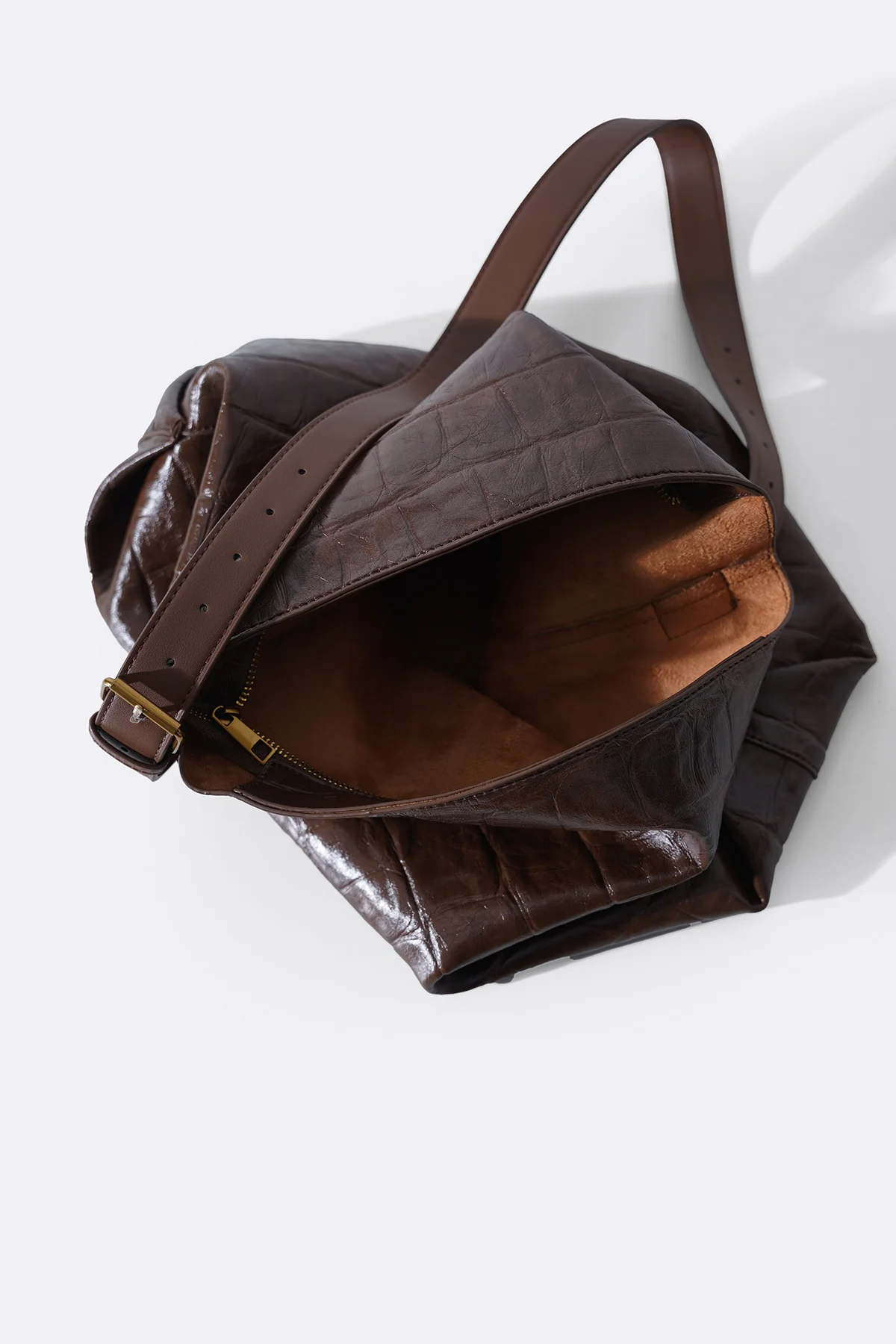 EMBOSSED TOTE BAG - Image 8