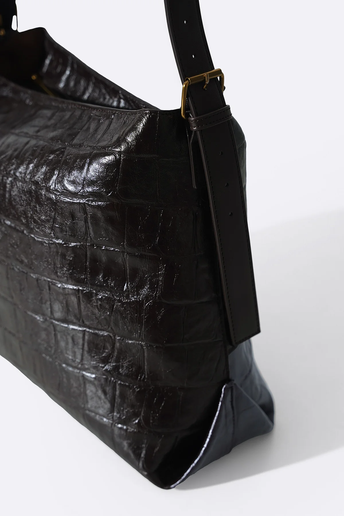 EMBOSSED TOTE BAG - Image 11