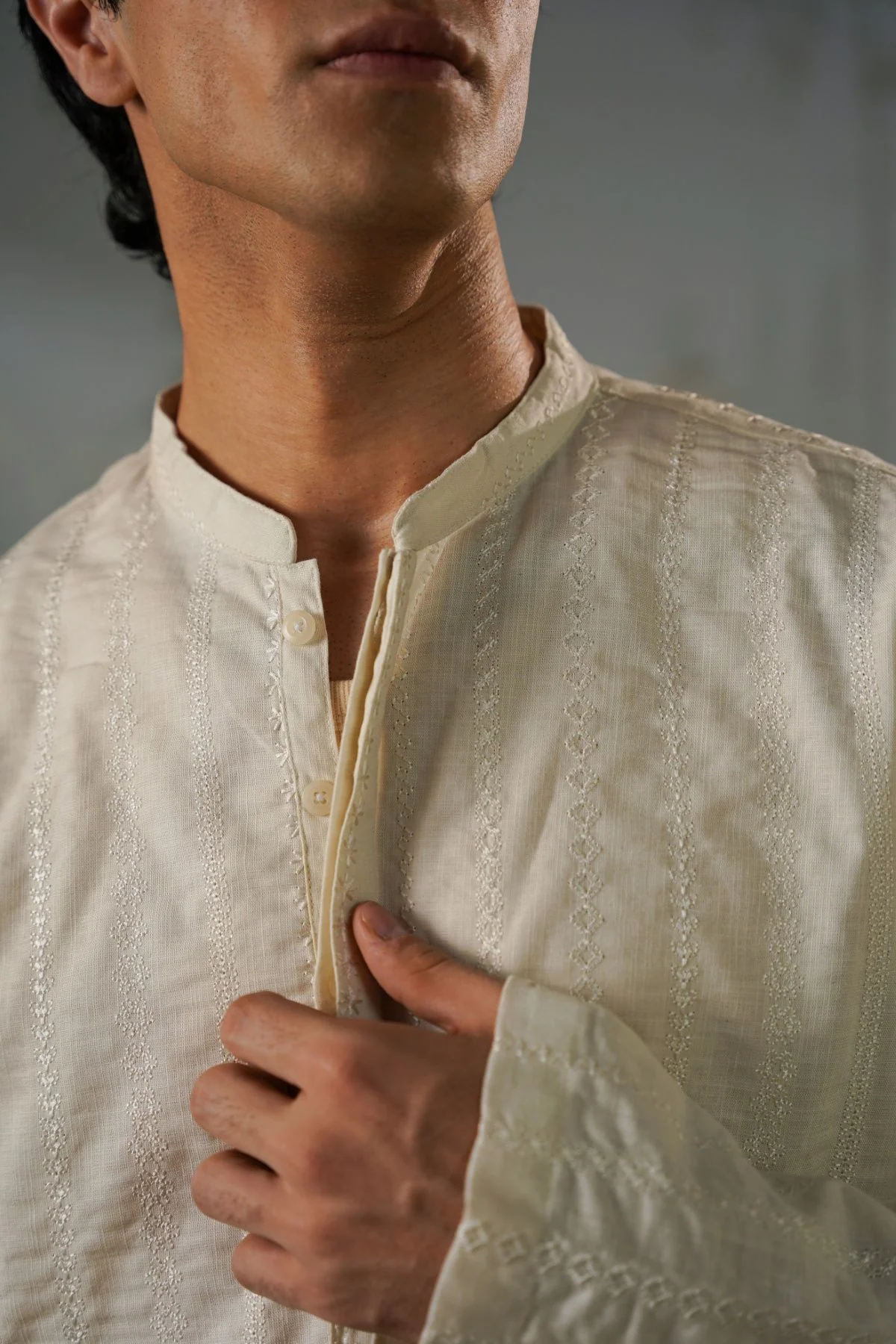 EMBROIDERED HALF PLACKET SHIRT - Image 5