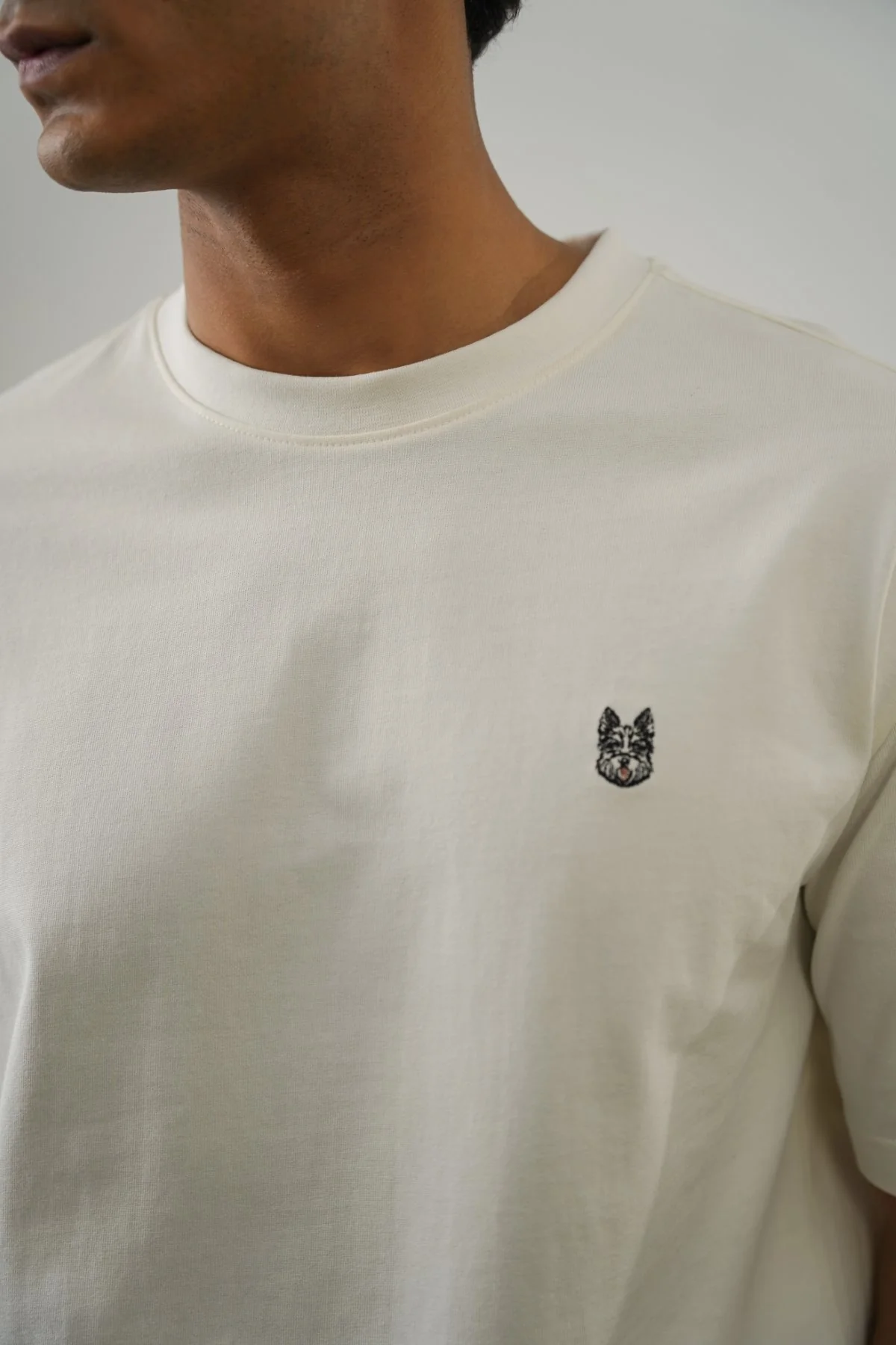 EMBROIDERED LOGO TEE - Image 6
