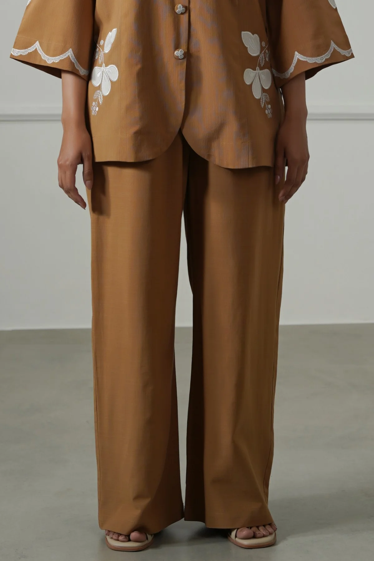 EVERYDAY STRAIGHT PANTS