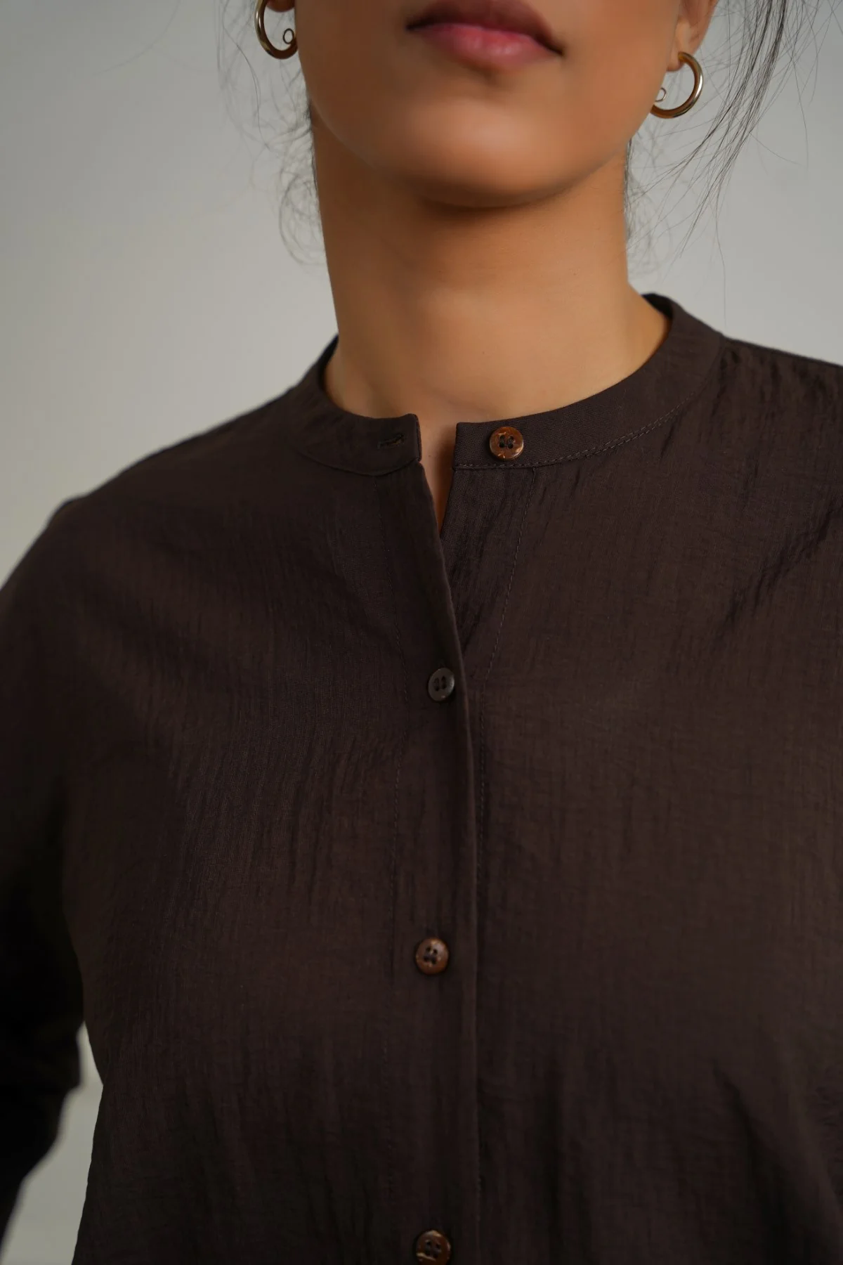 ESSENTIAL BREEZE SHIRT - Image 3