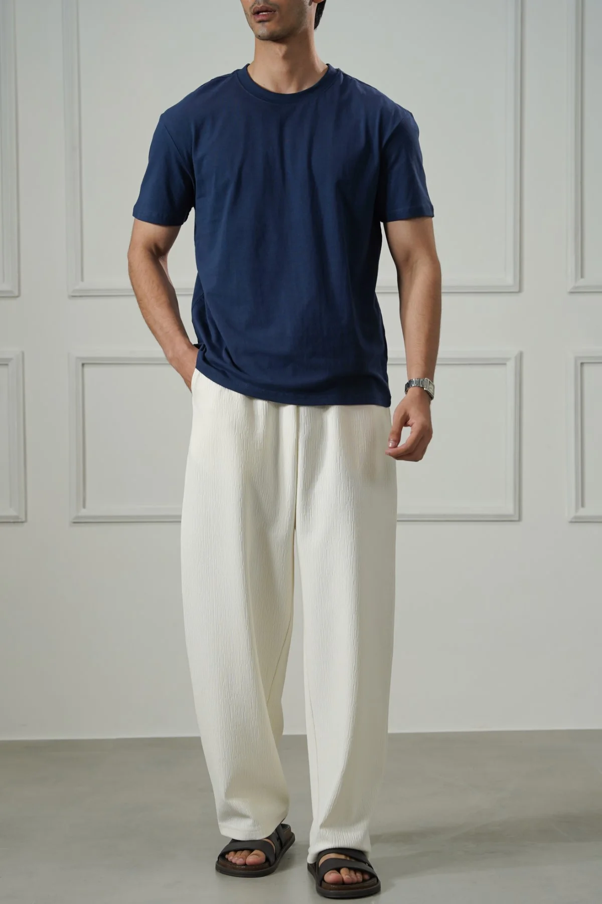 ESSENTIAL CREW NECK TEE - Image 5