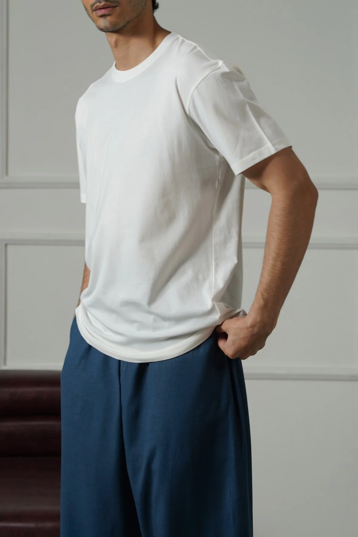 ESSENTIAL CREW NECK TEE - Image 5