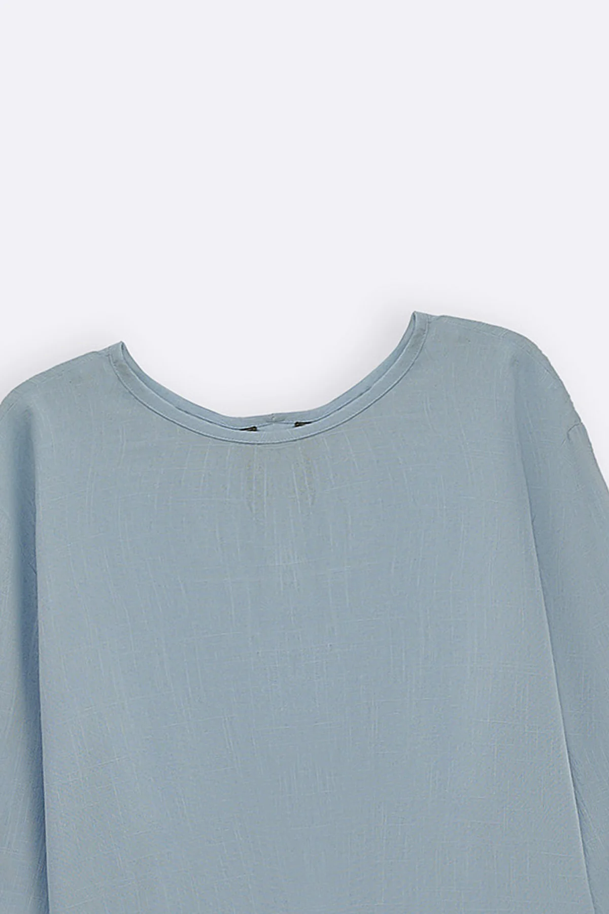 EVERYDAY BACK BUTTON BLOUSE - Image 7