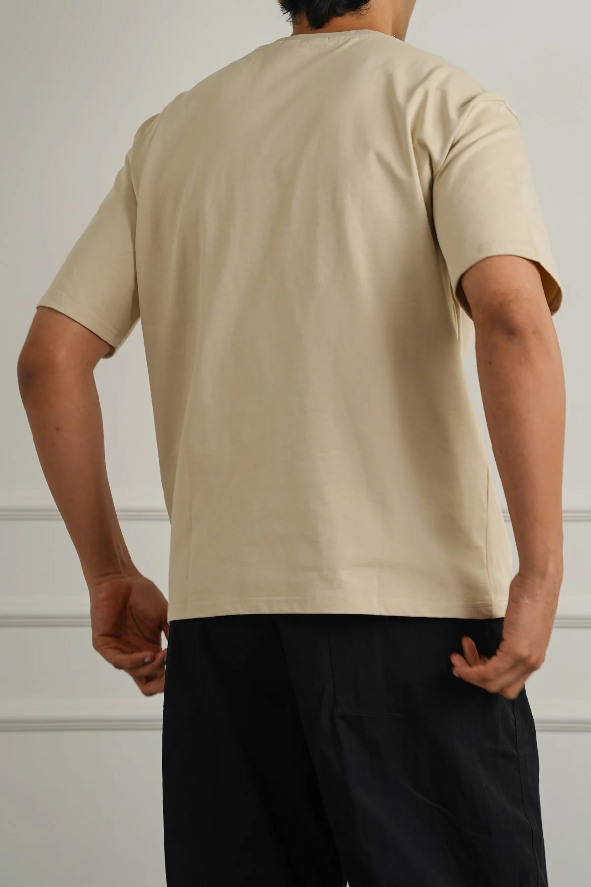 EVERYDAY COMFORT TEE - Image 4