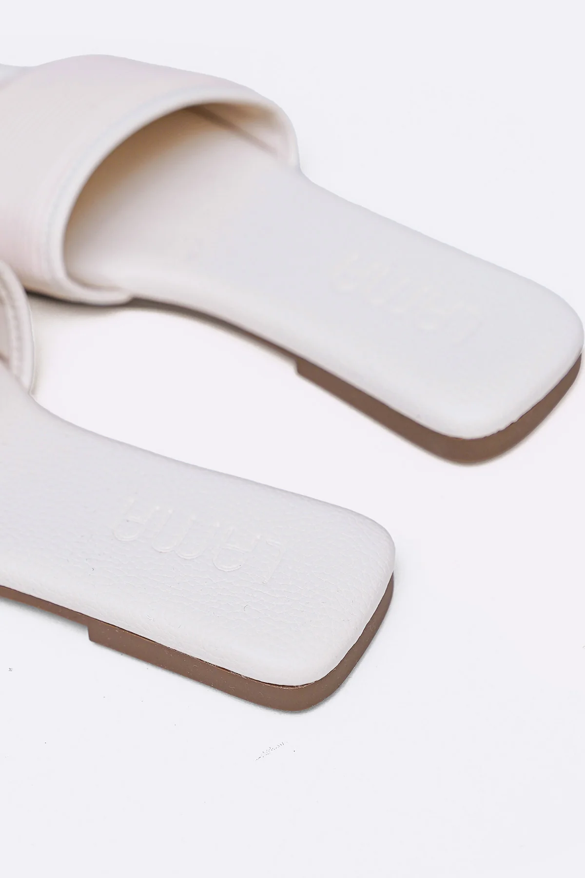 EVERYDAY CUSHIONED SLIDES - Image 5
