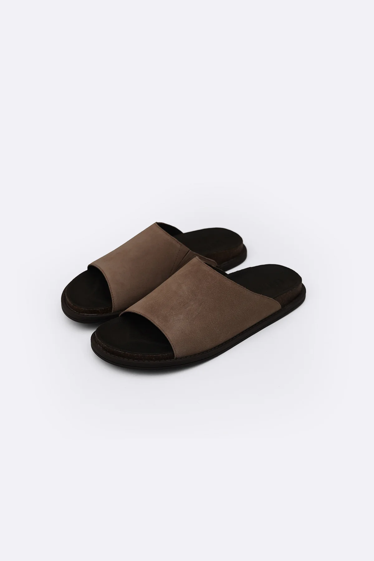 EVERYDAY LEATHER SLIDES