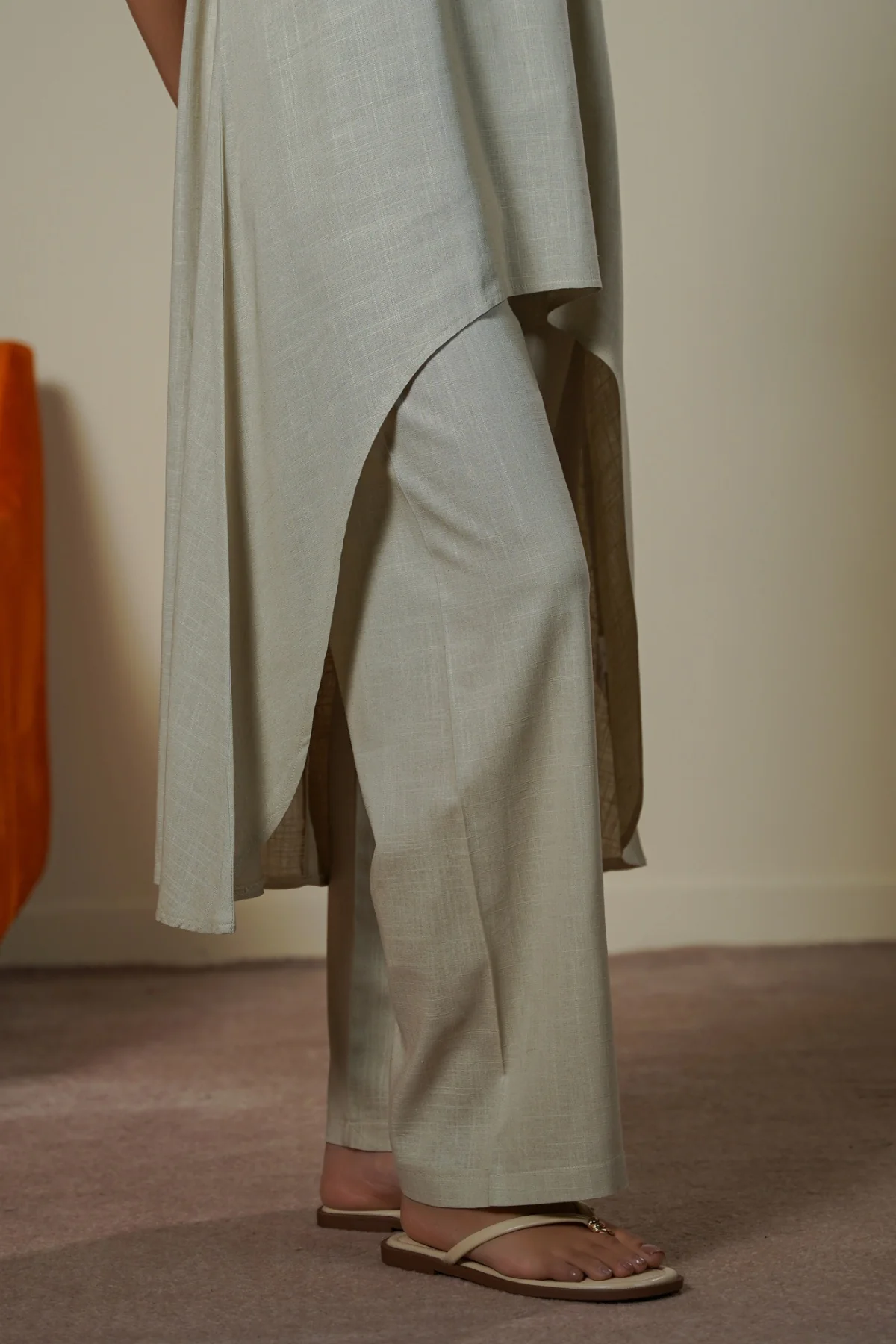 EVERYDAY LINEN BLEND PANTS - Image 6