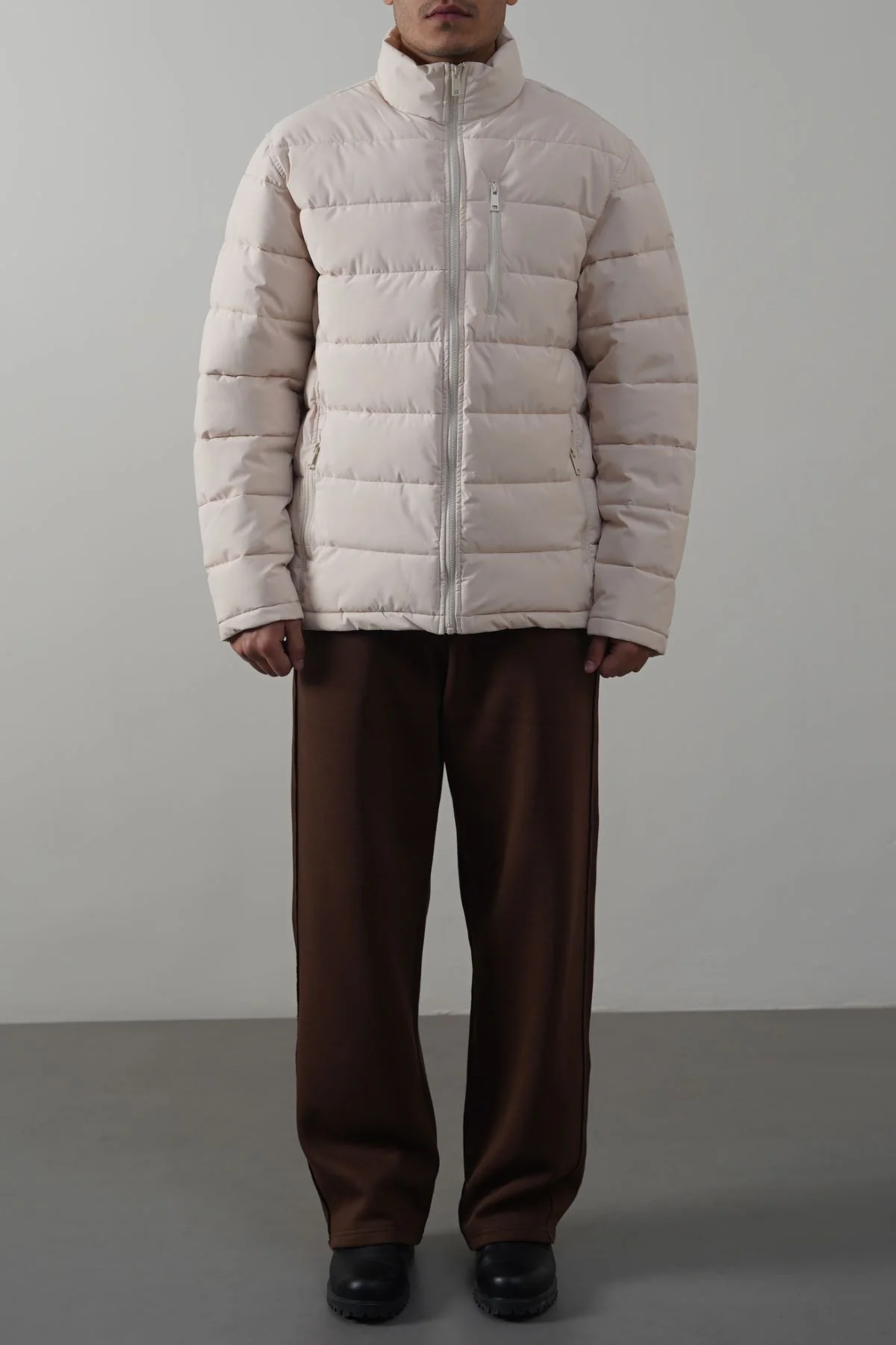 EVERYDAY PUFFER JACKET - Image 4