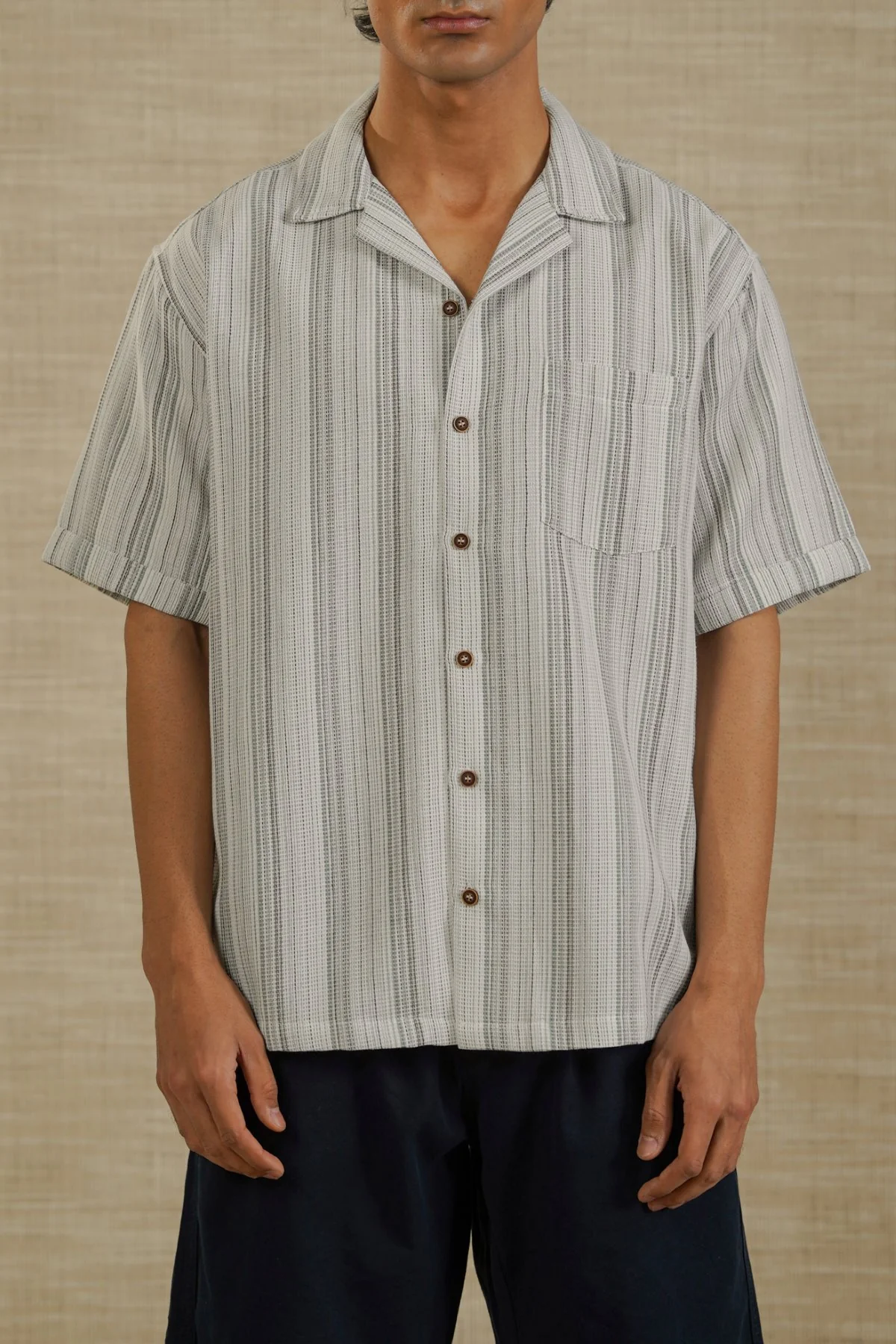 EVERYDAY STRIPED BUTTON DOWN - Image 3