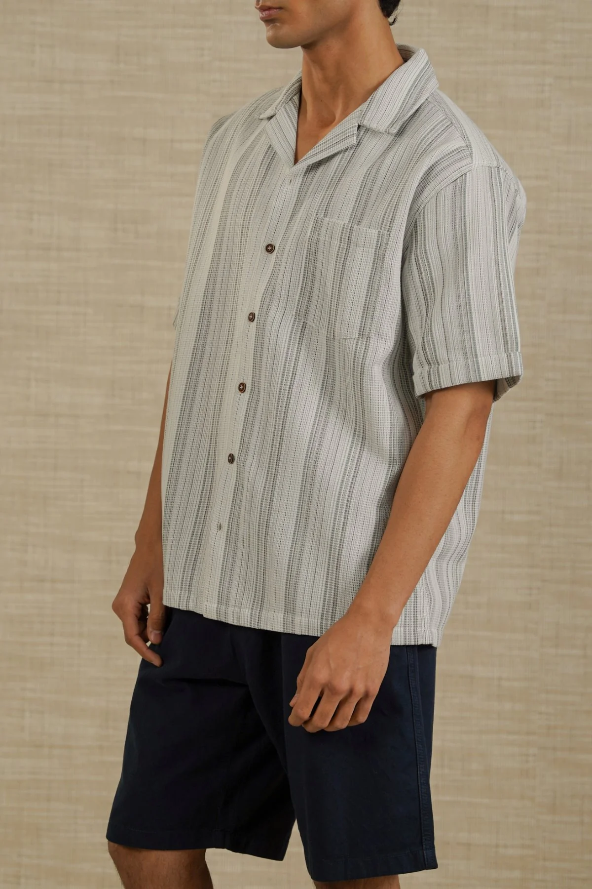 EVERYDAY STRIPED BUTTON DOWN - Image 4