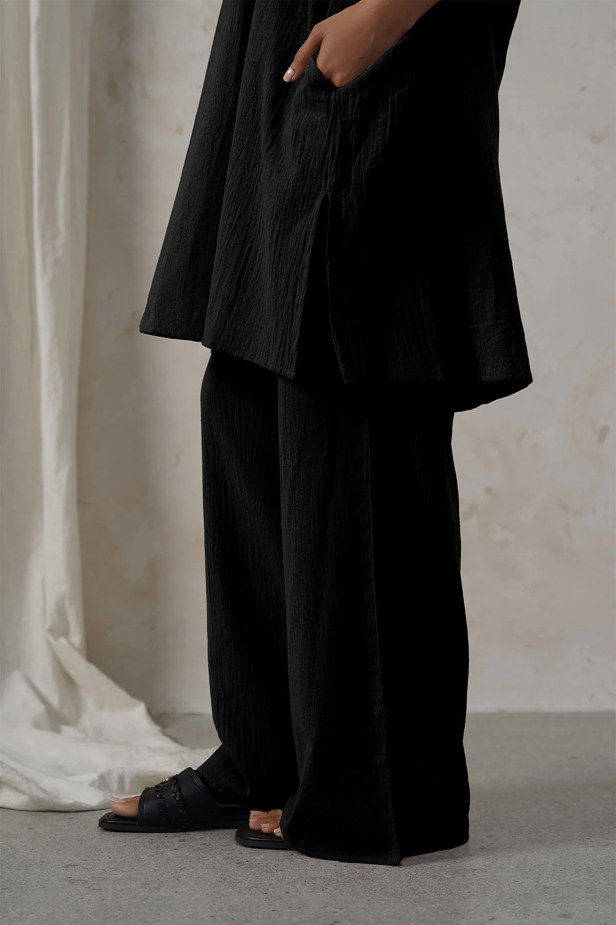FEATHER COTTON PANTS - Image 4