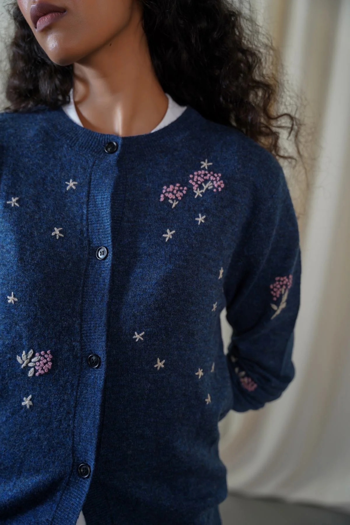 FEMME EMBROIDERED CARDIGAN