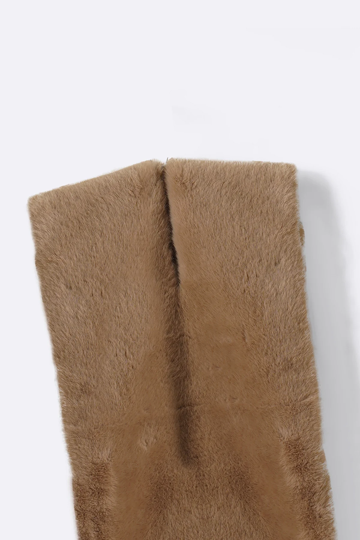 FUR CROSSOVER WARMER - Image 4