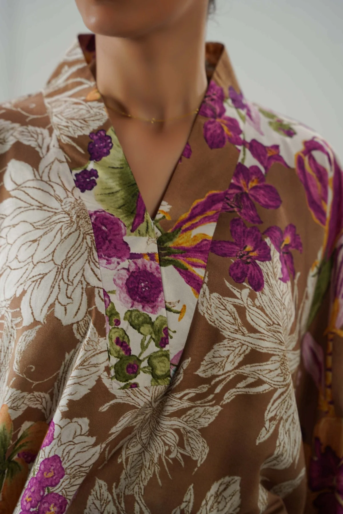 GARDEN KALEIDOSCOPE BLOUSE - Image 3