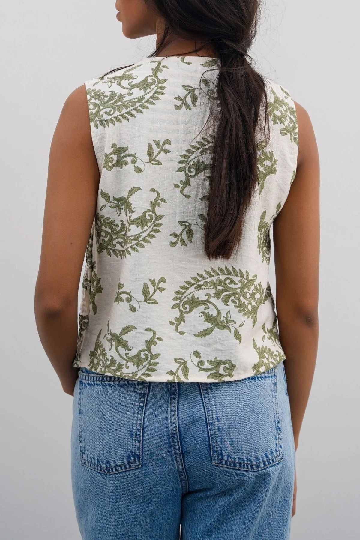 GREEN SMOCKED VEST - Image 5
