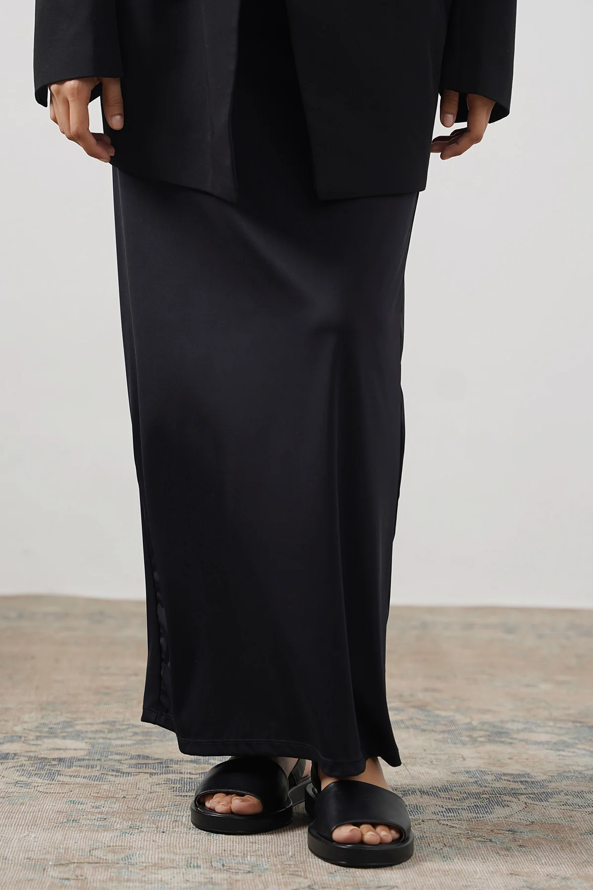 HIGH-WAISTED LONG SKIRT - Image 2