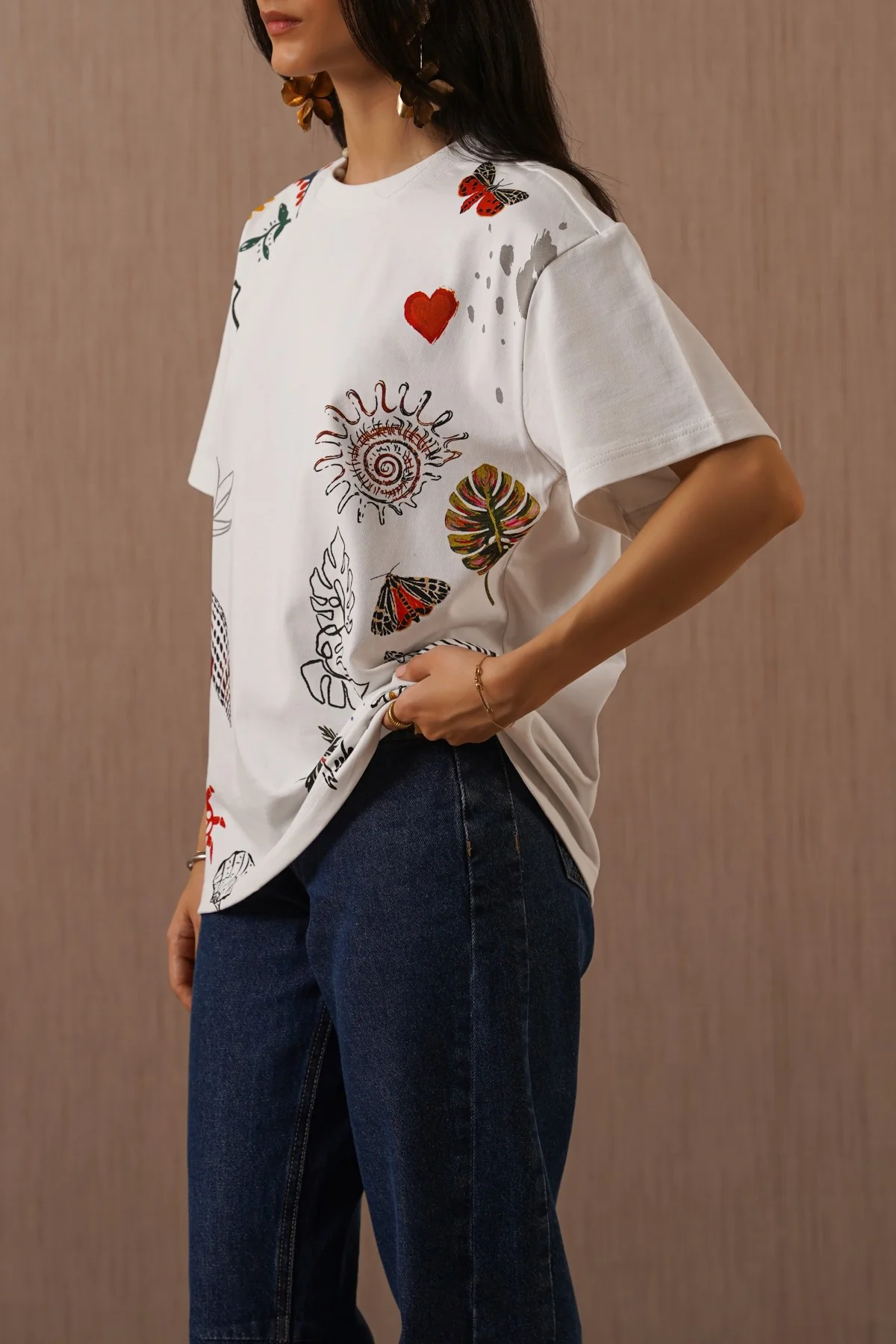 ISLAND LOVE TEE - Image 6