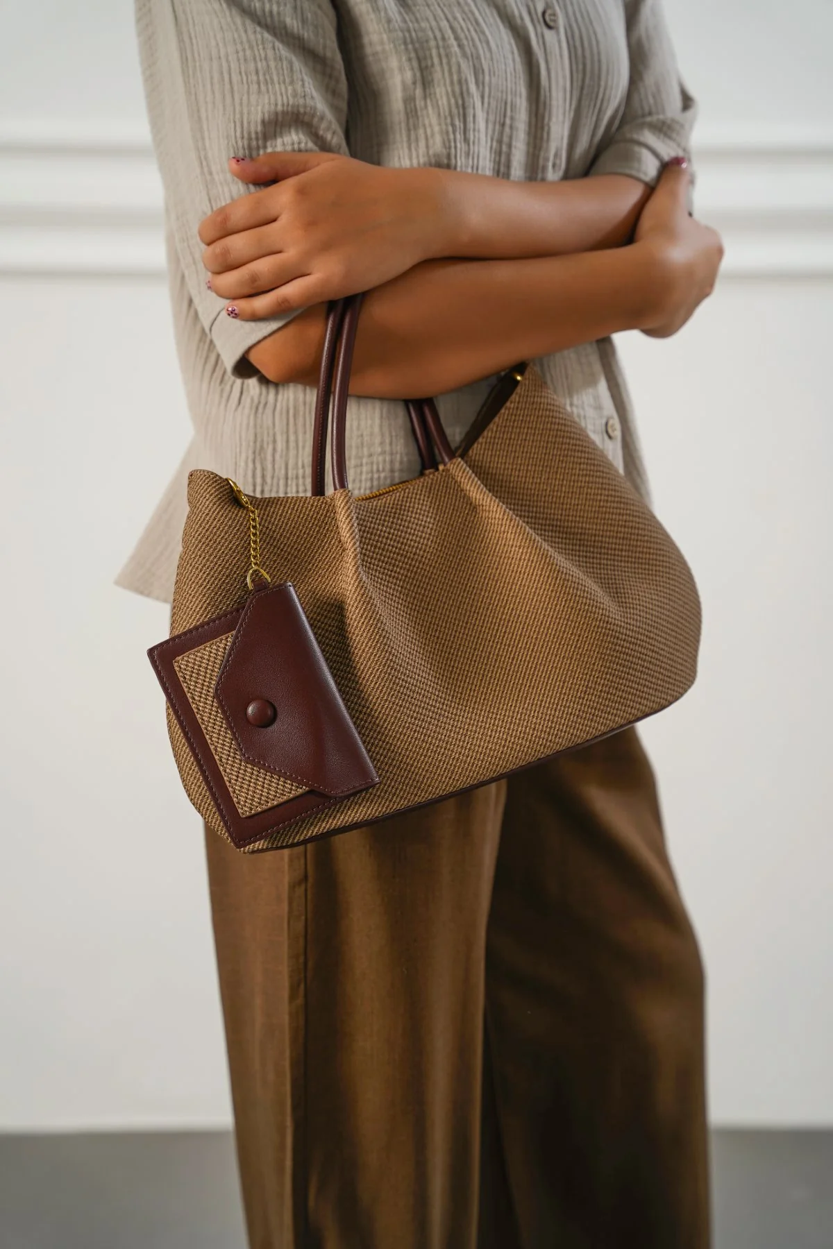 KARAKOY TOP-HANDLE TOTE - Image 3