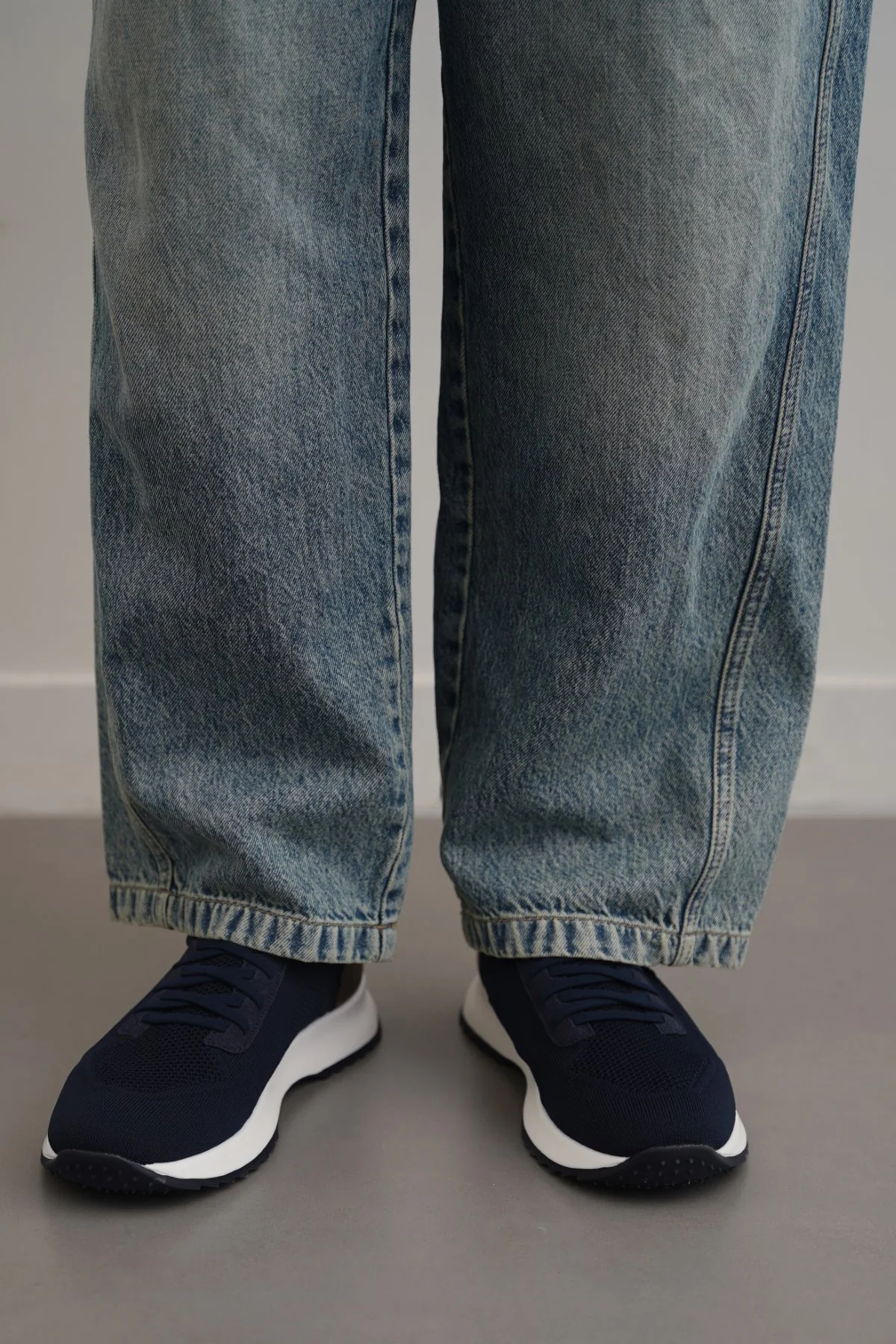 LACE-UP KNIT SNEAKERS - Image 4
