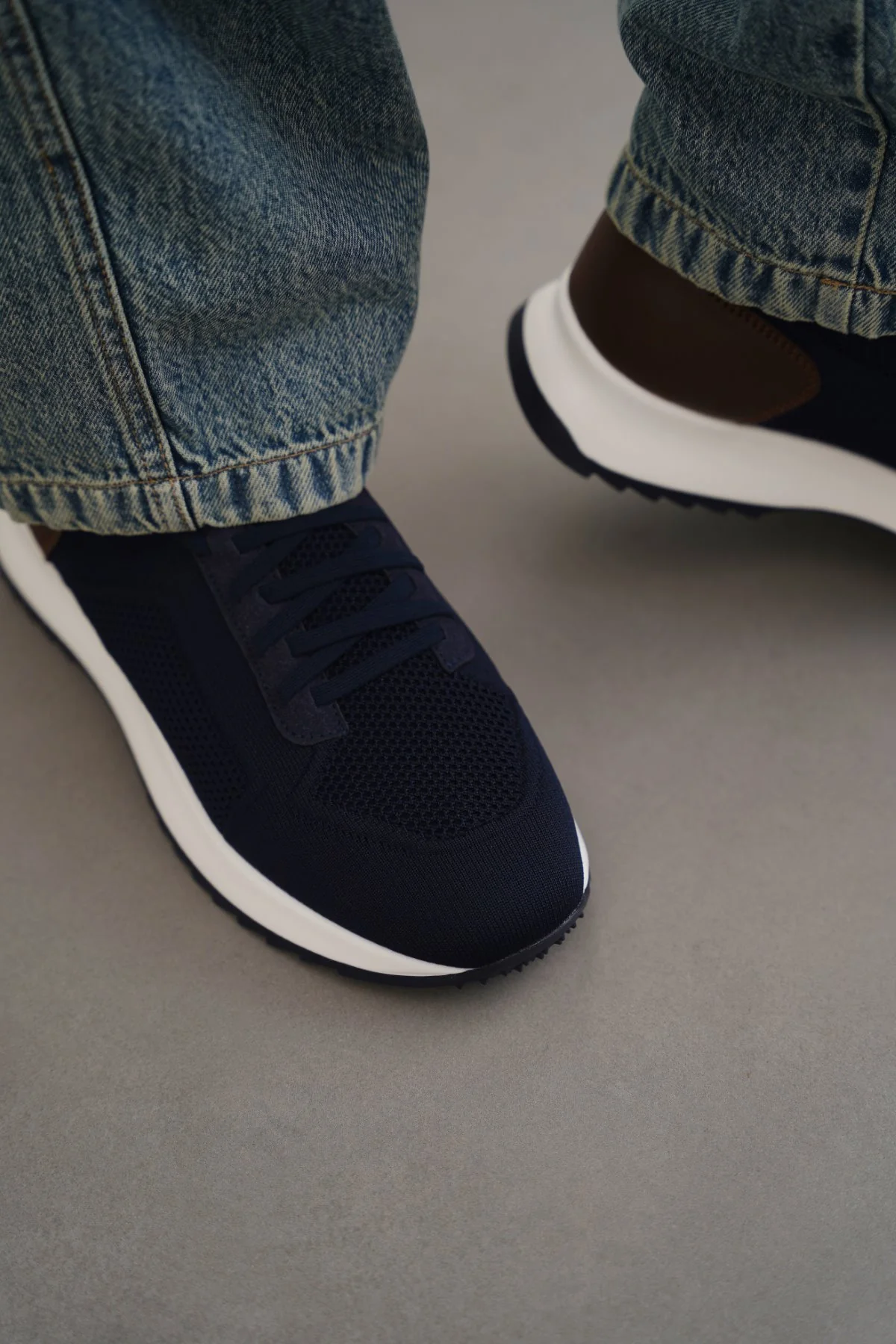 LACE-UP KNIT SNEAKERS - Image 5