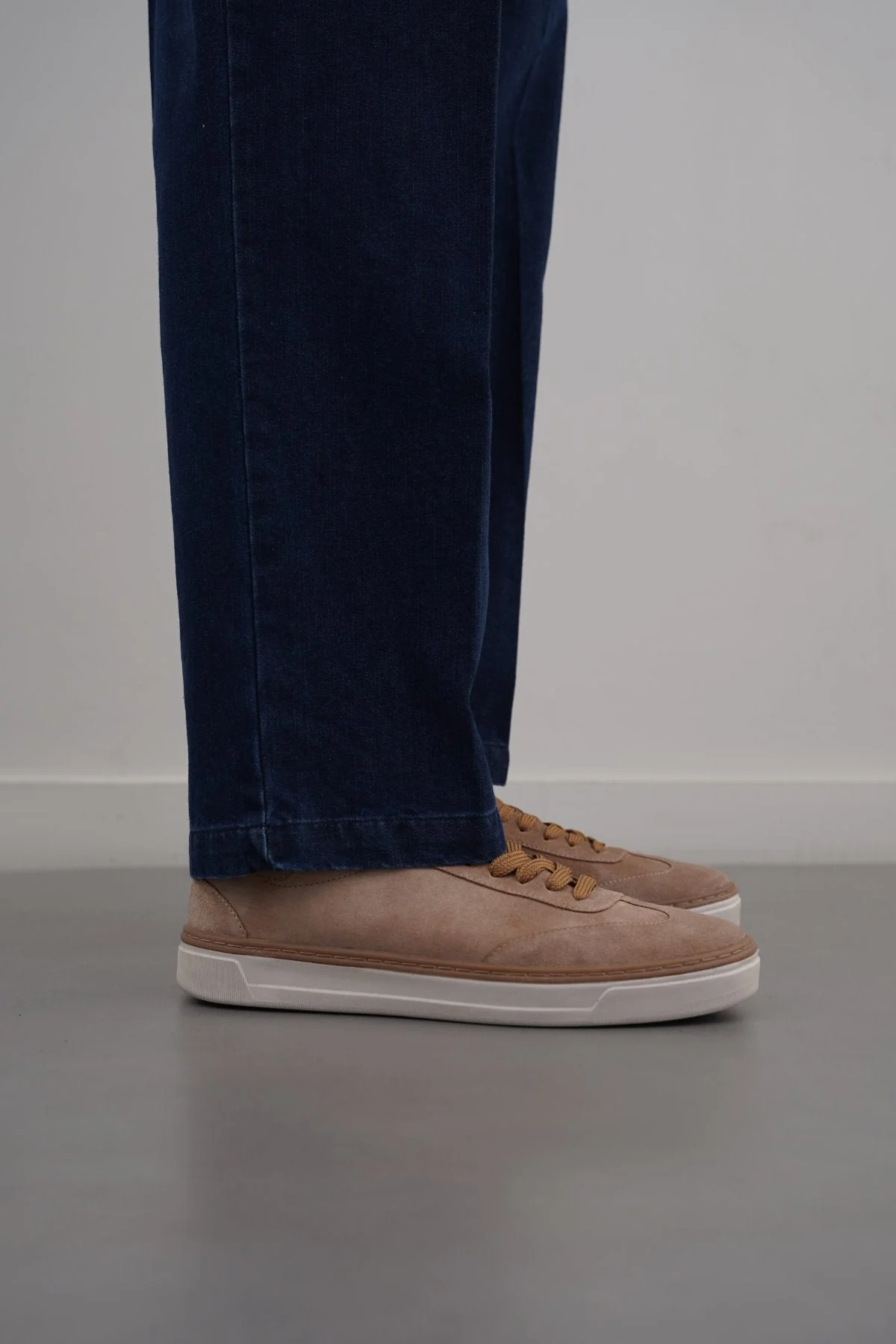 LACE-UP LEATHER SNEAKERS - Image 5