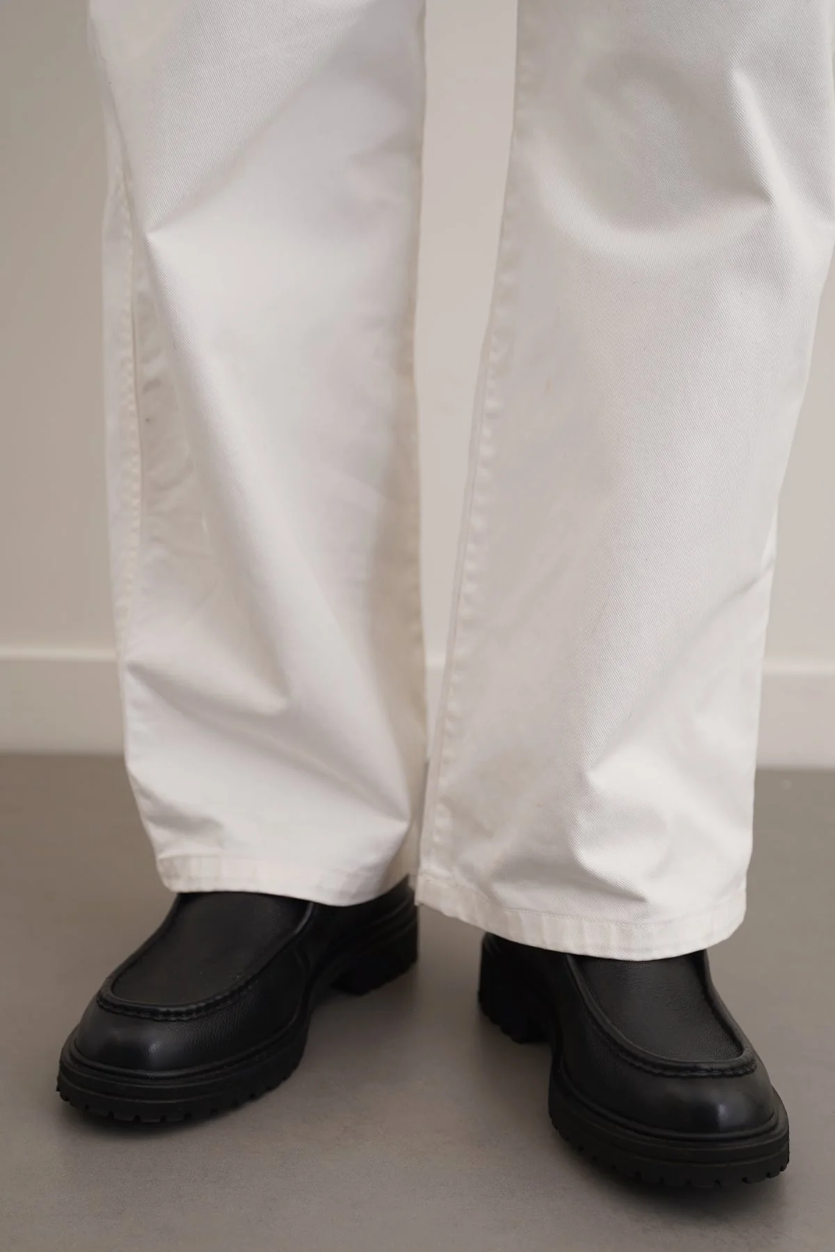 LEATHER MOC-TOE SHOES - Image 2