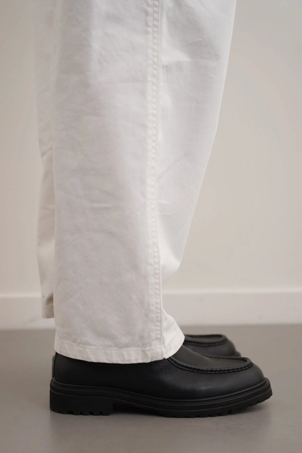 LEATHER MOC-TOE SHOES - Image 5
