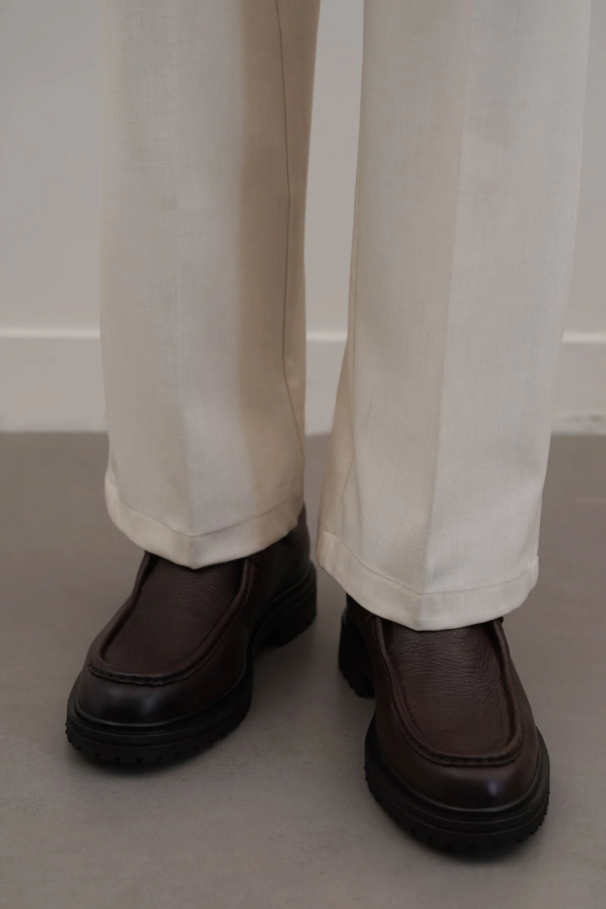 LEATHER MOC TOE SHOES - Image 2