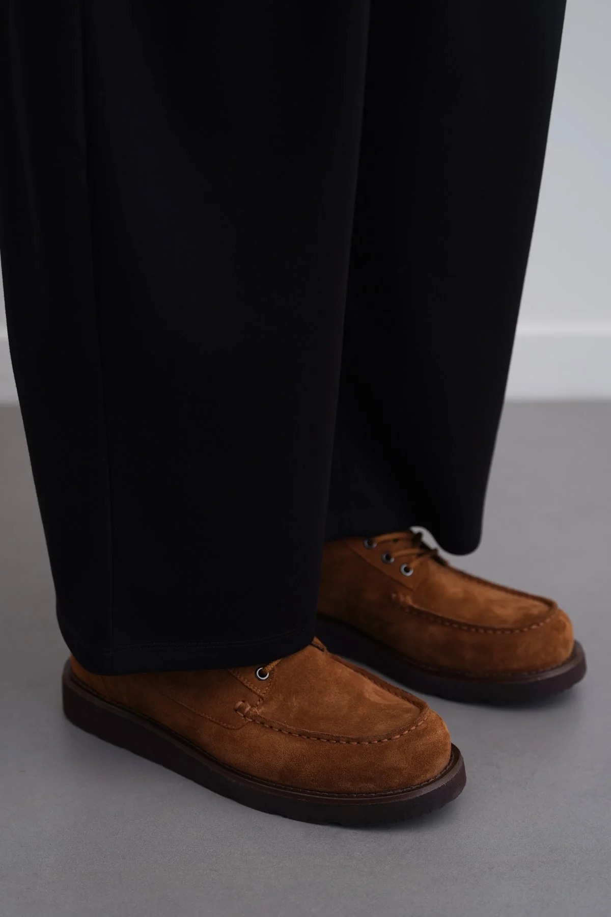 SUEDE HIGH-ANKLE BOOT - Image 5