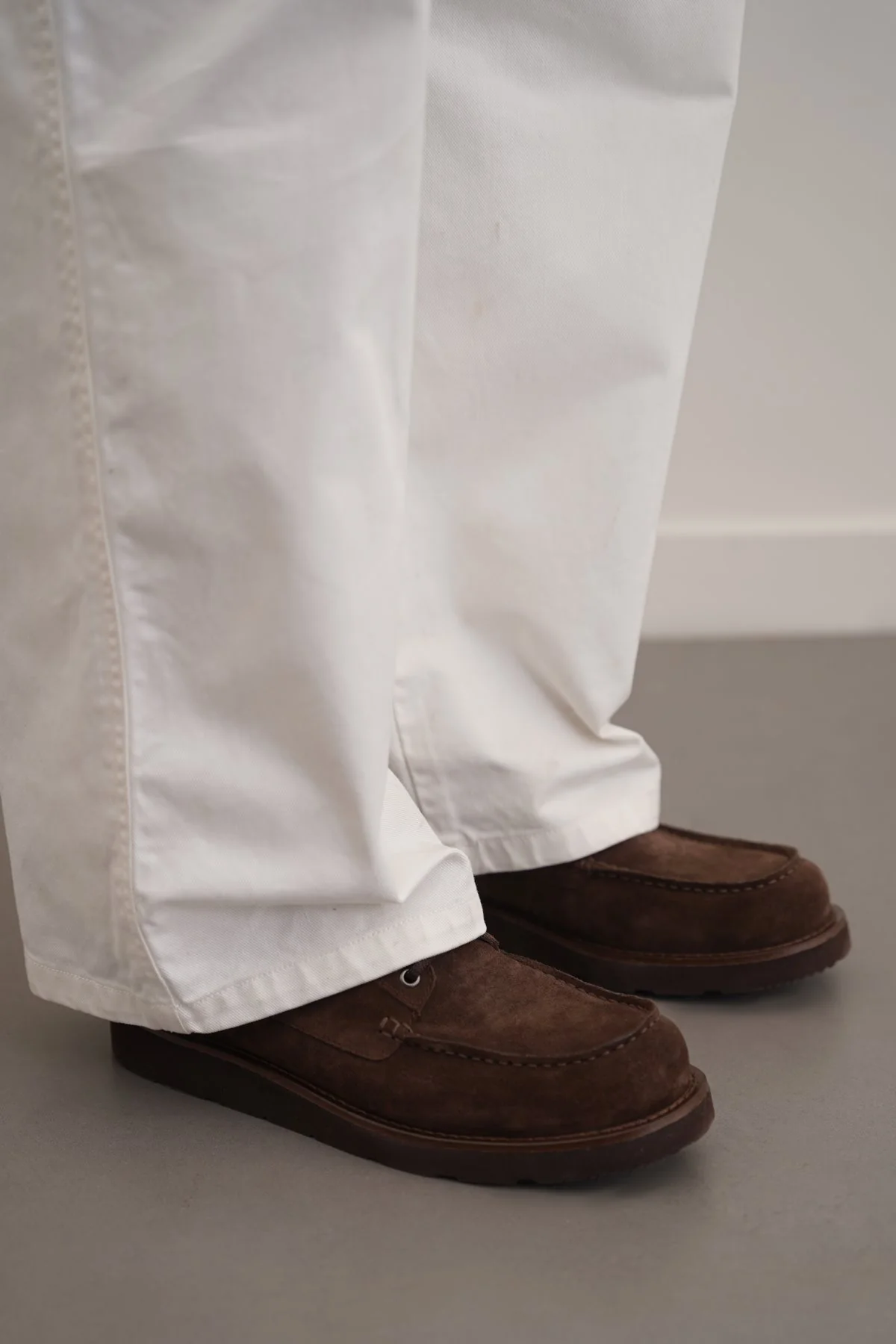 SUEDE HIGH-ANKLE BOOT - Image 6
