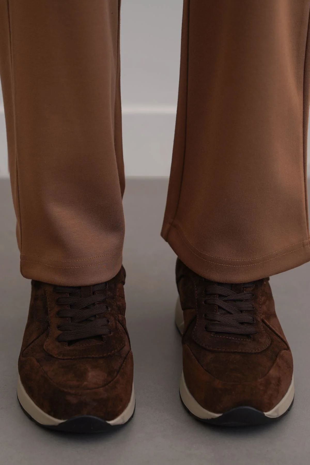 LACE-UP LEATHER SNEAKERS - Image 2