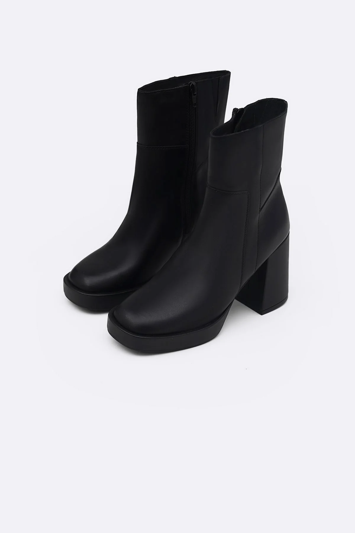 LEATHER BLOCK BOOTS - Image 7
