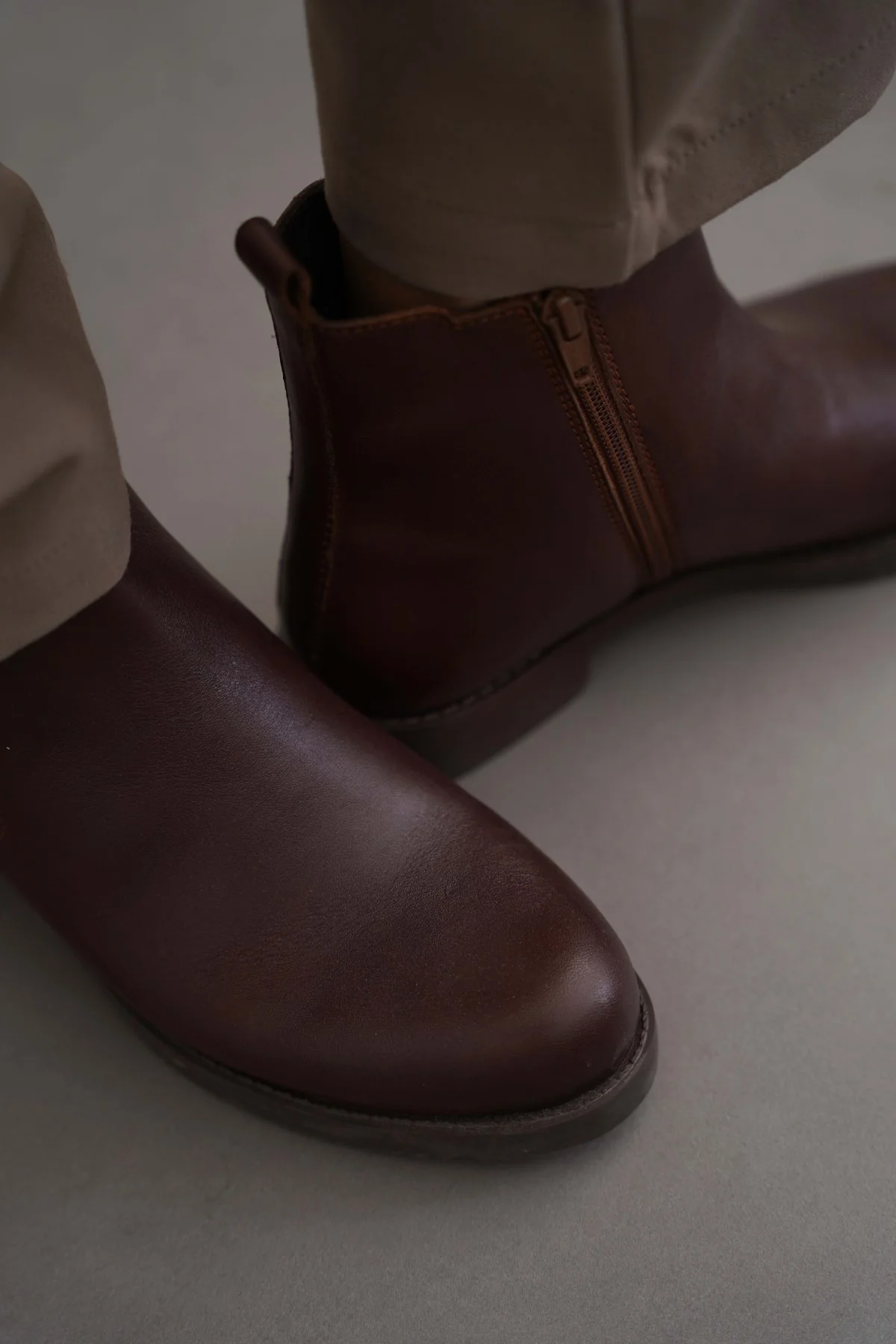 LEATHER CHELSEA BOOTS - Image 3