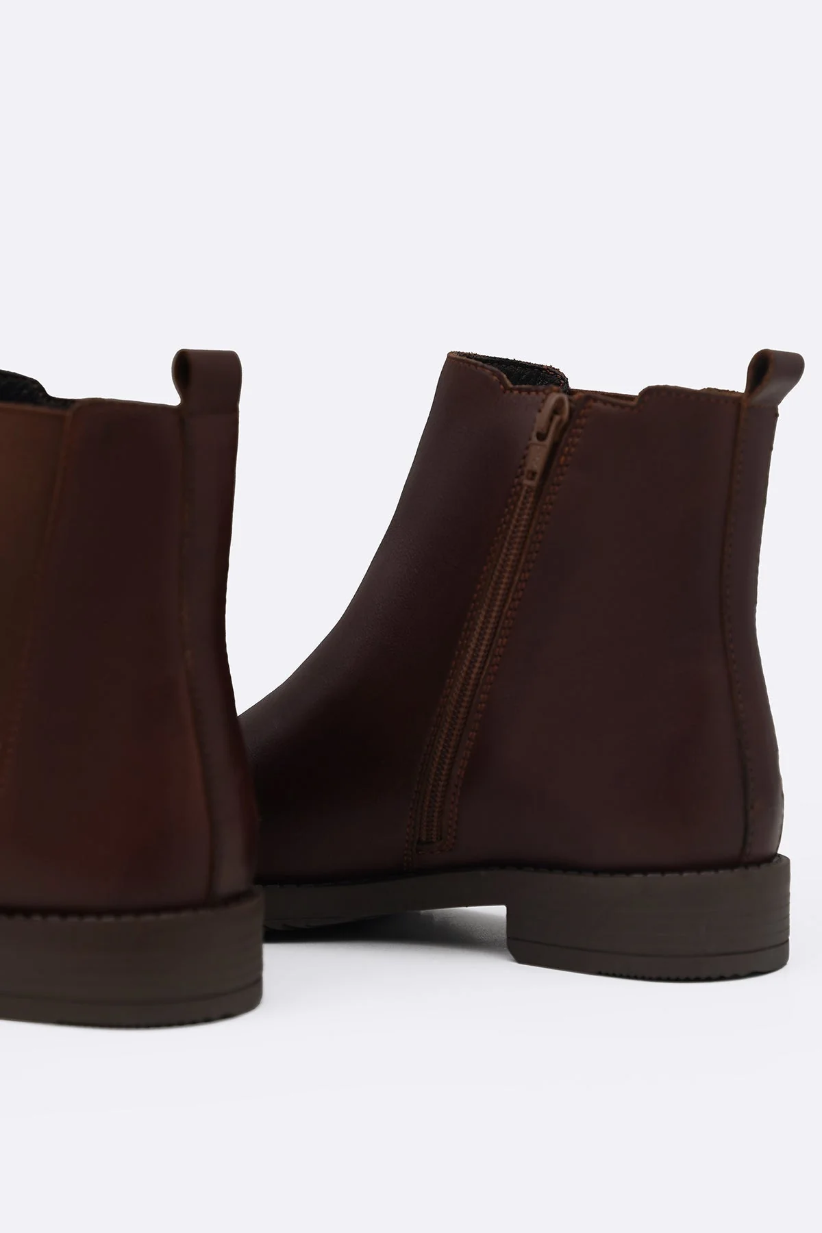 LEATHER CHELSEA BOOTS - Image 8