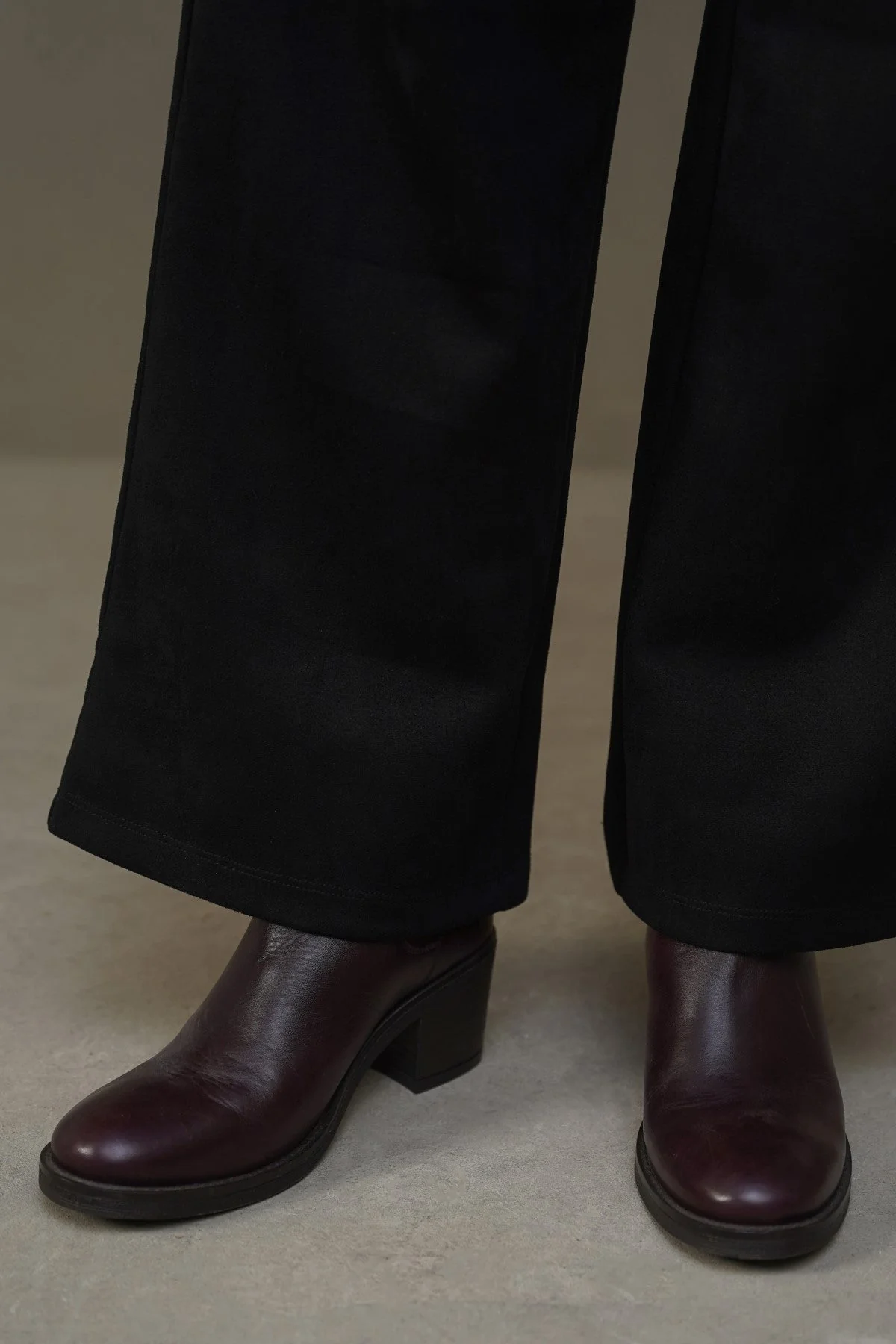 BLOCK LEATHER BOOTS - Image 4