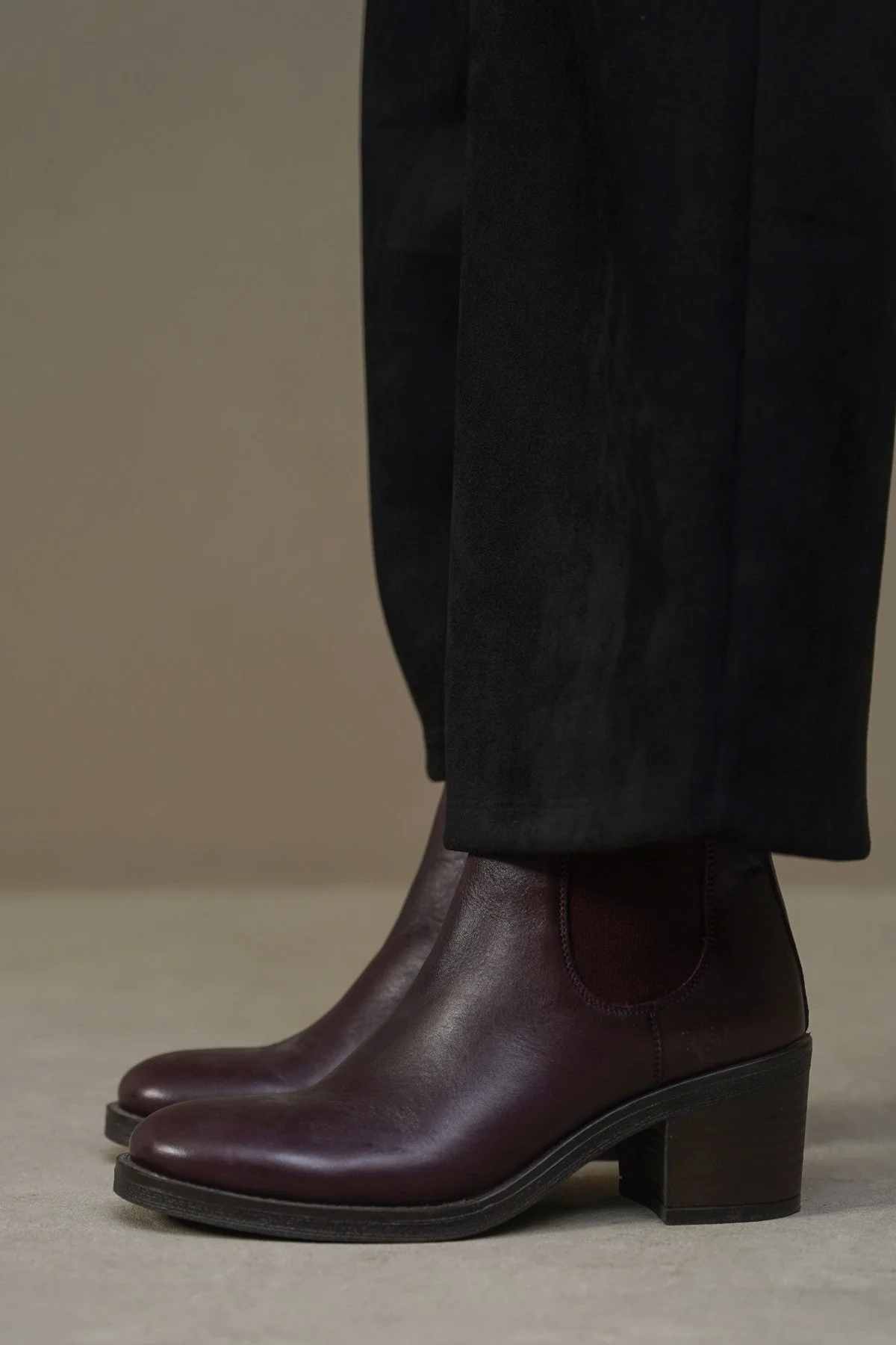 BLOCK LEATHER BOOTS - Image 6