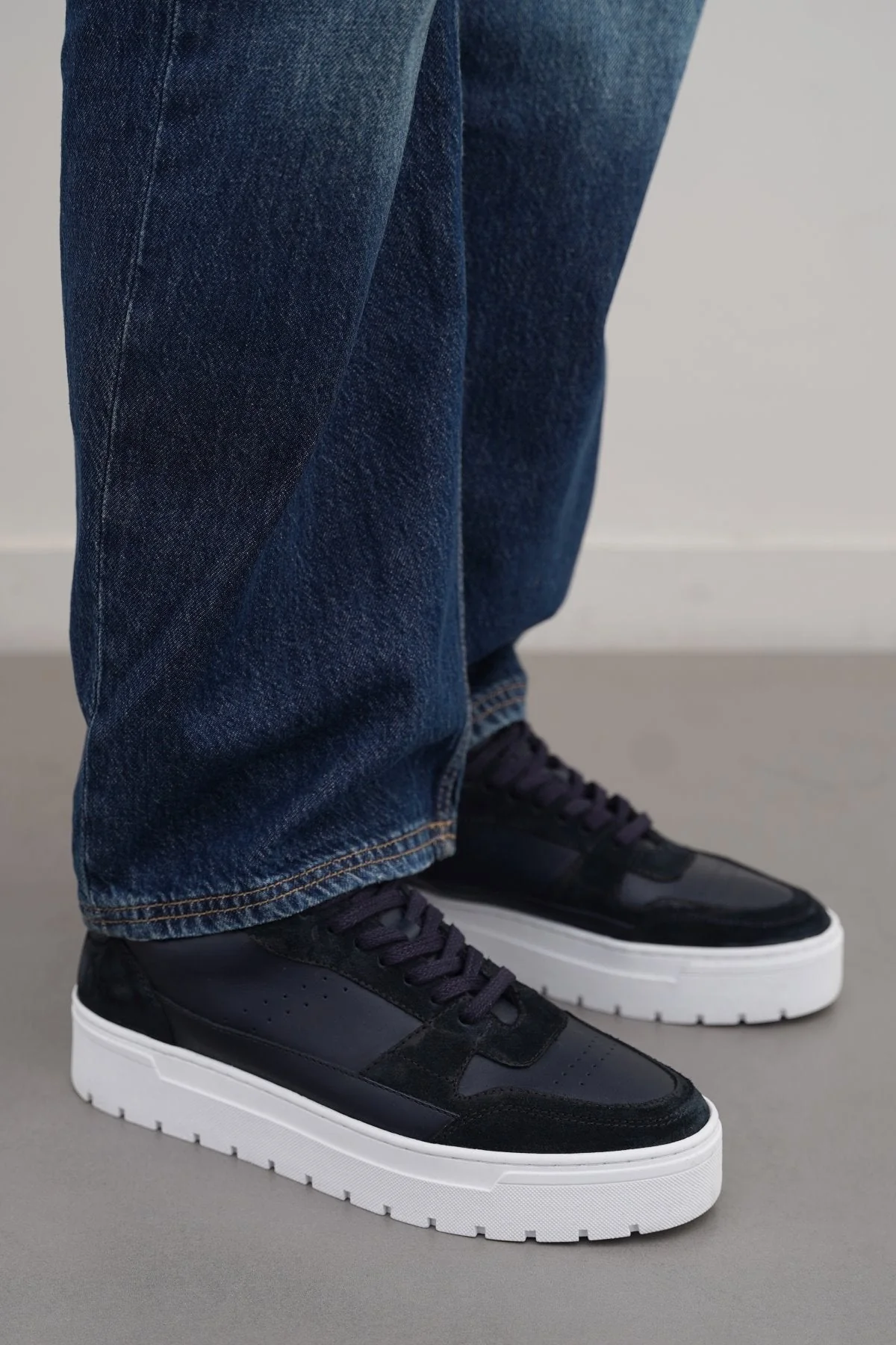 LEATHER CHUNKY SNEAKERS - Image 5