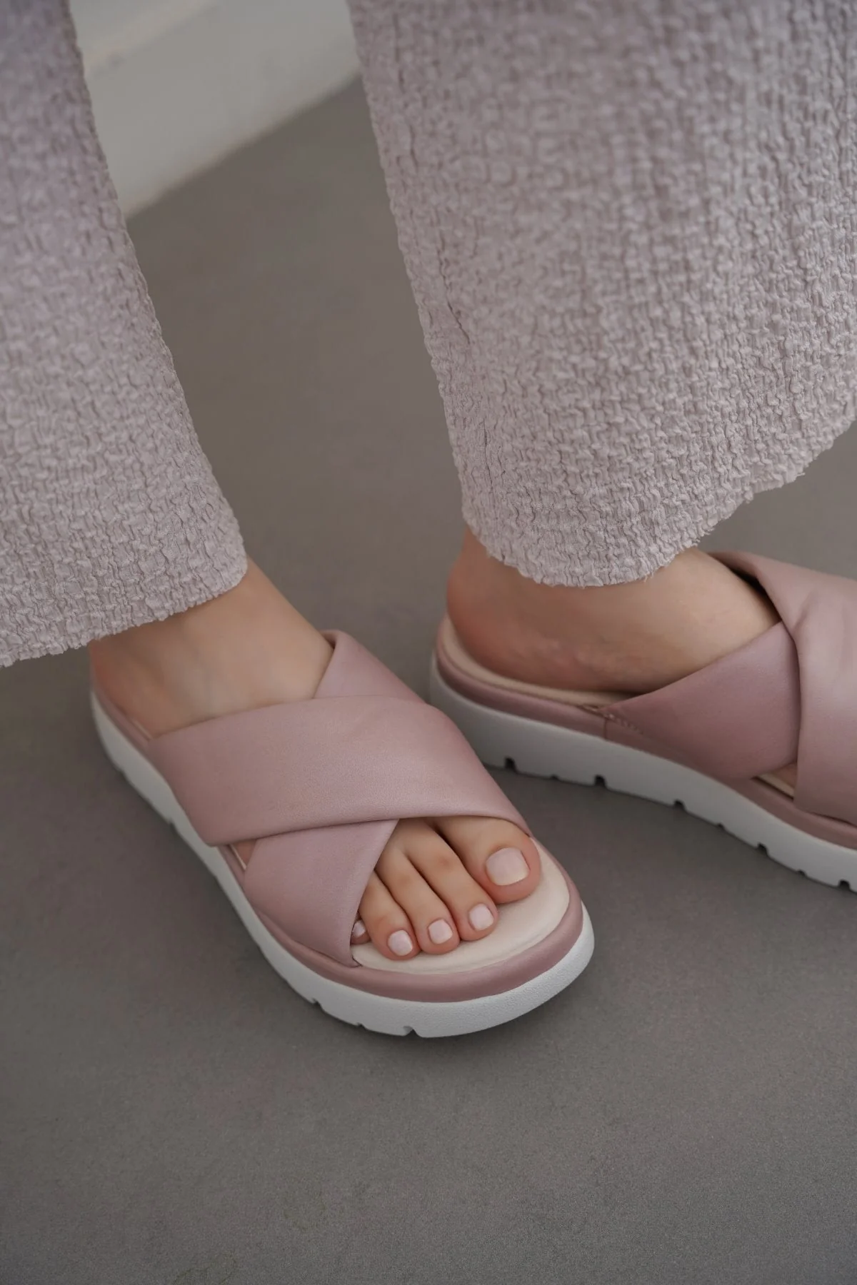 LEATHER MAMA CROSS SLIDES - Image 3