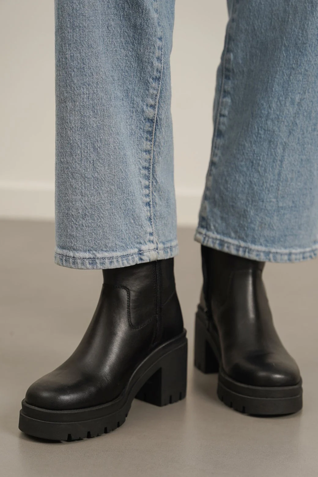 LEATHER PLATFORM BOOTS - Image 2