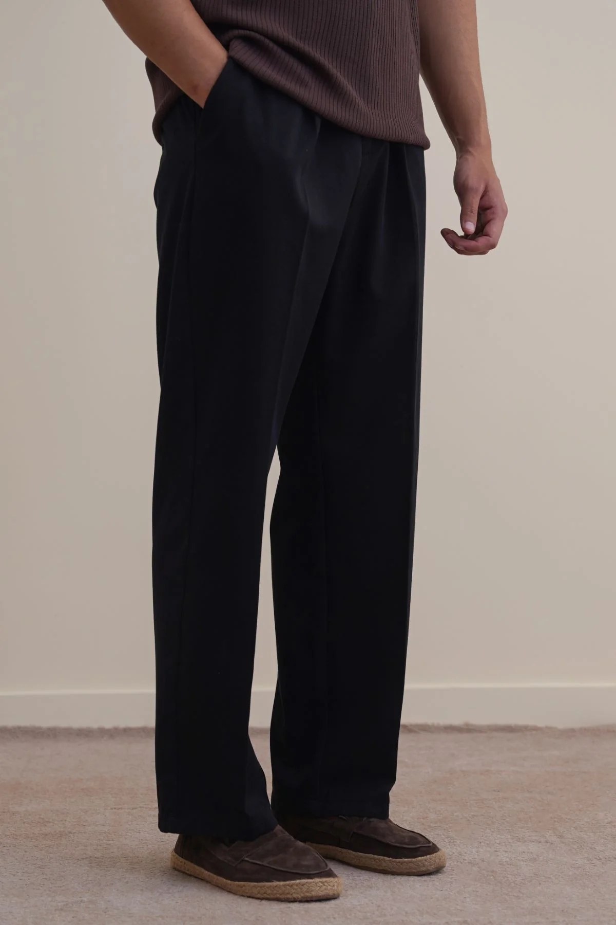 LIGHT COTTON CHINOS