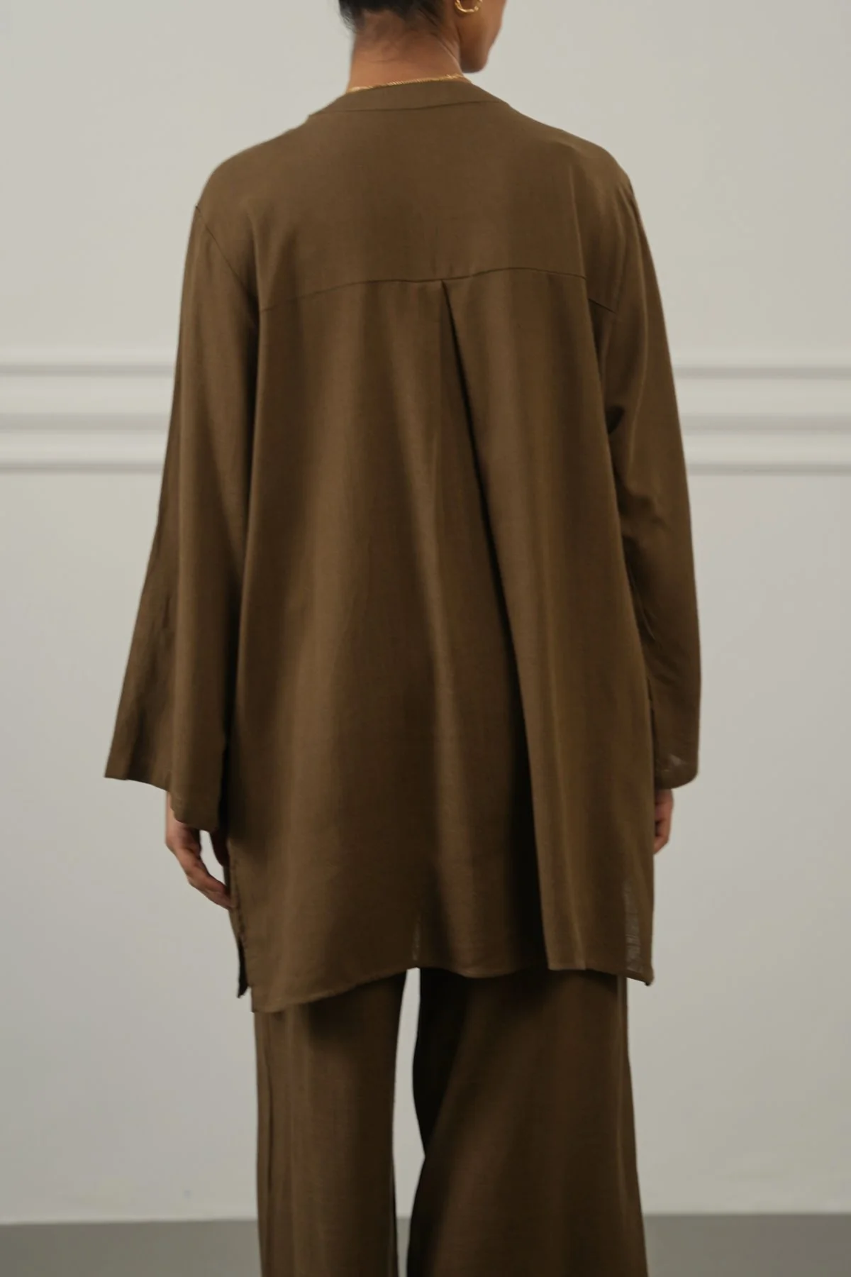 LINEN BLEND EASE SHIRT - Image 4