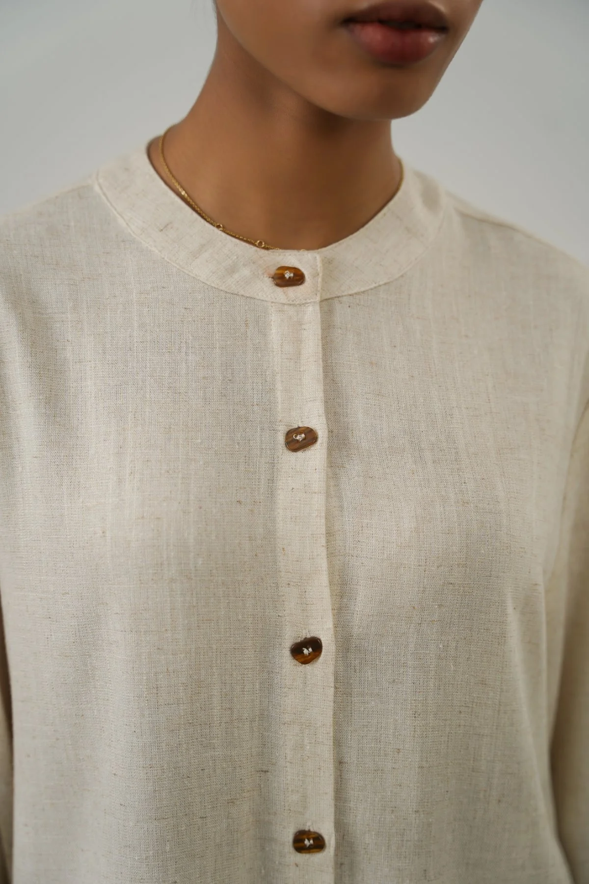 LINEN BLEND EASE SHIRT - Image 3