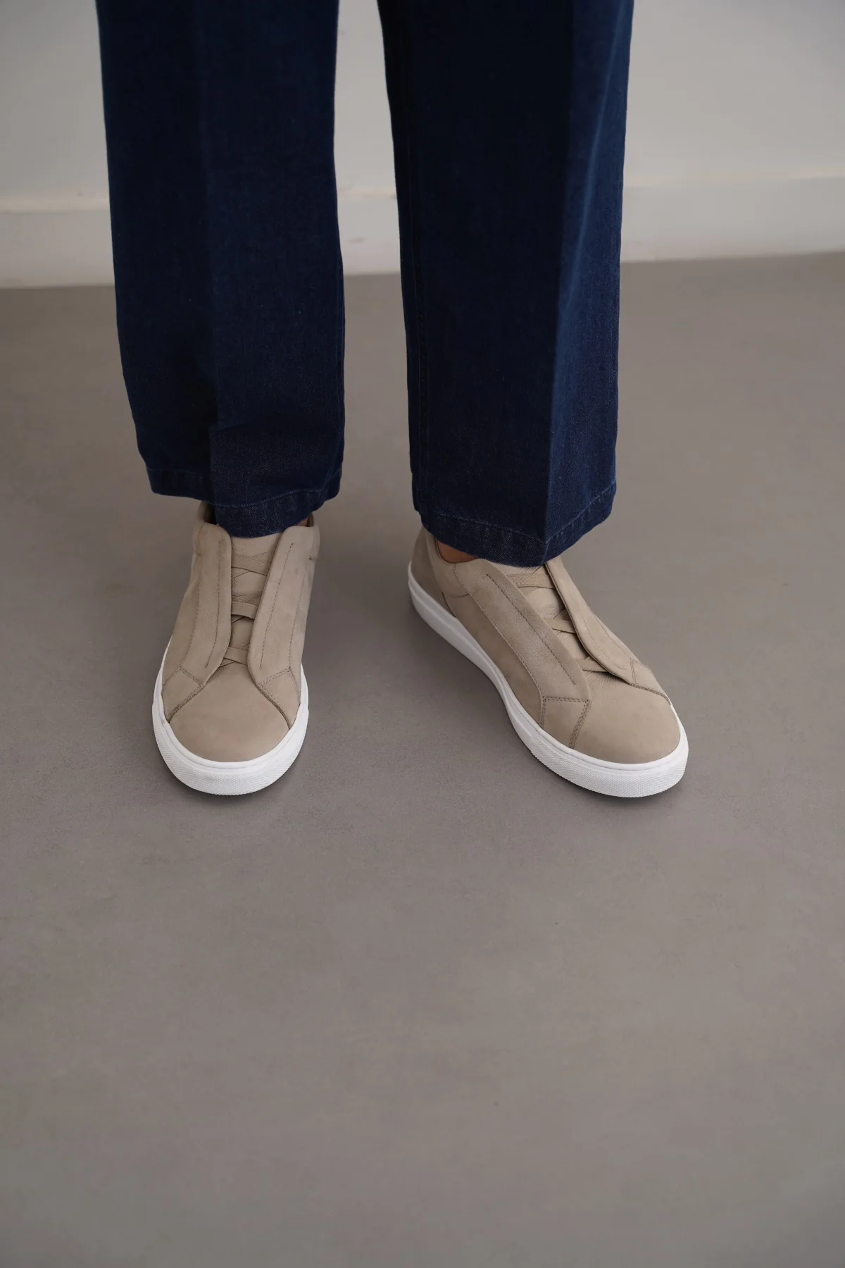 LOW TOP LEATHER SNEAKERS - Image 4