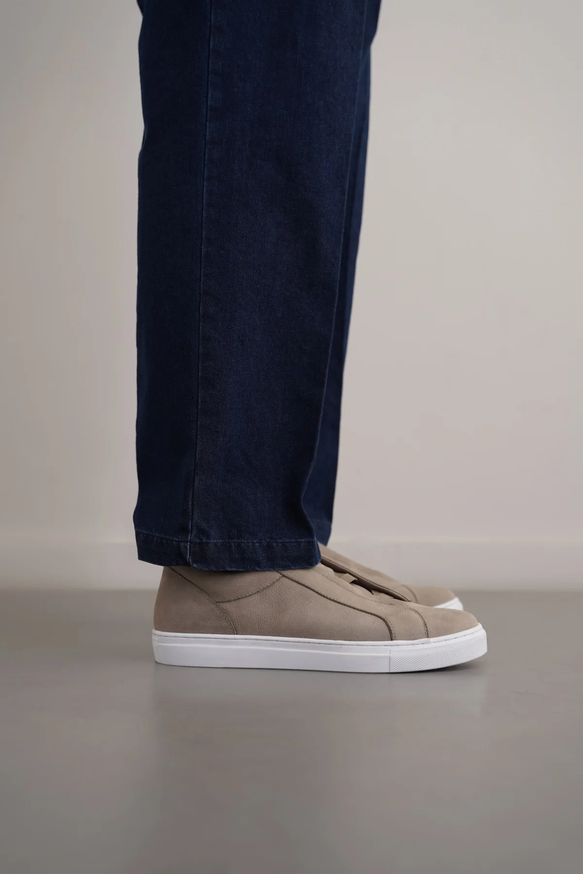 LOW TOP LEATHER SNEAKERS - Image 5