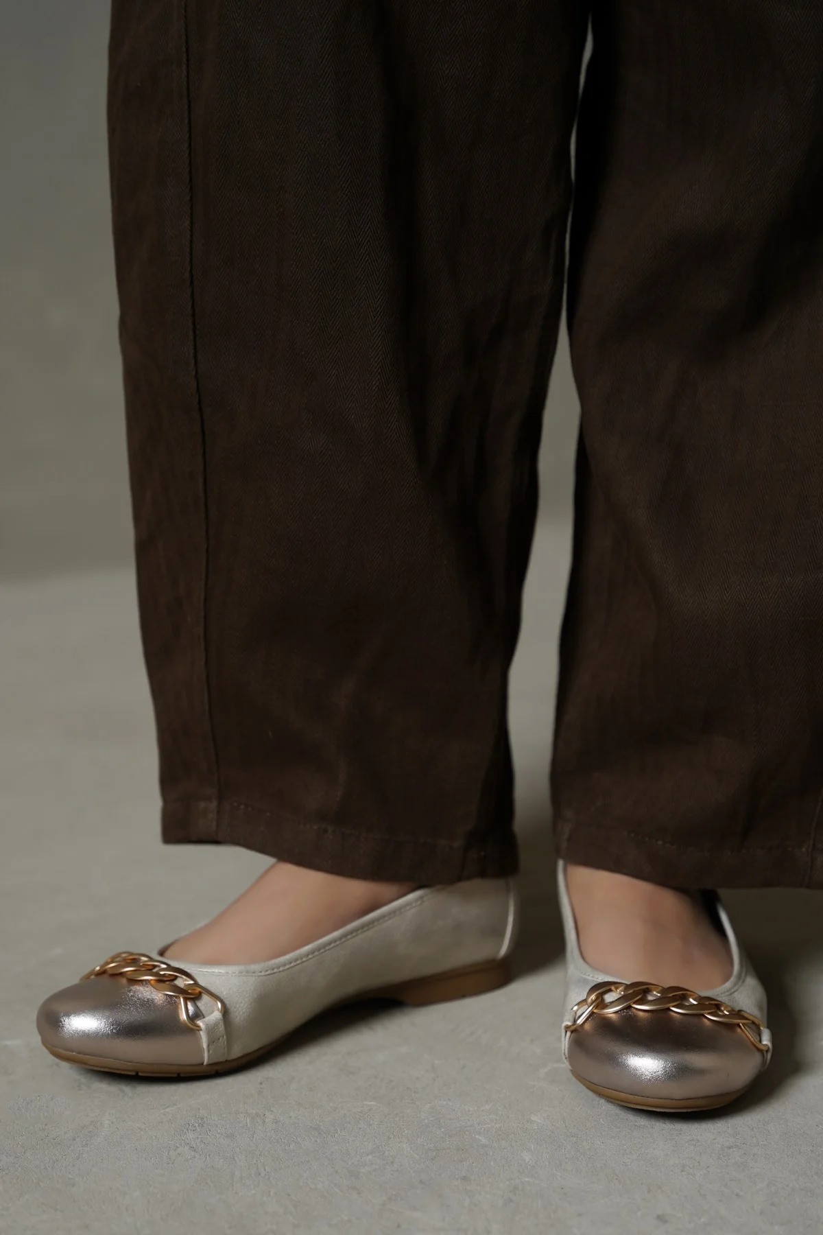 TOE-CAP MAMA PUMPS - Image 3