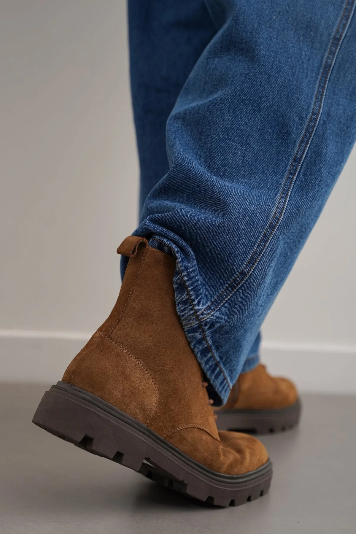 CHUNKY LEATHER BIKER BOOTS - Image 6