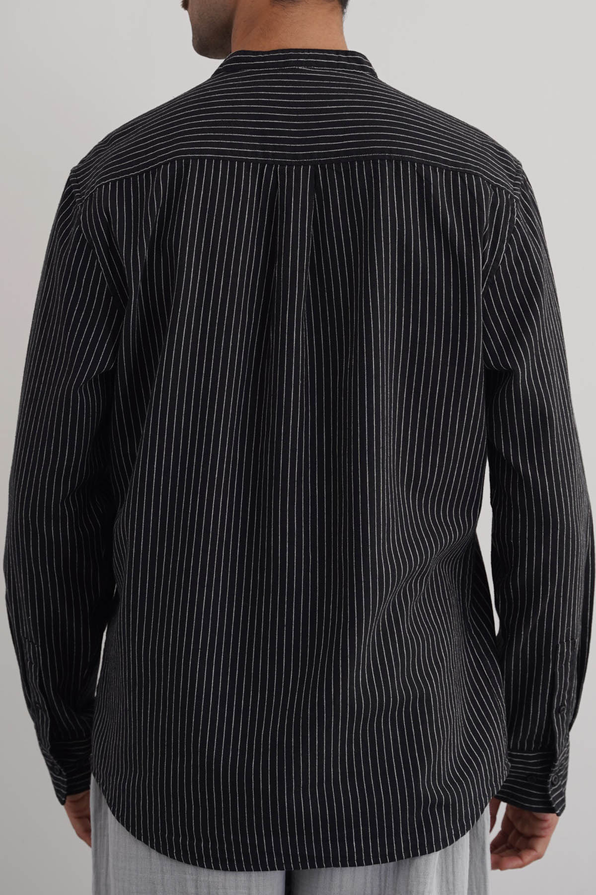 MANDARIN COLLAR SHIRT - Image 4